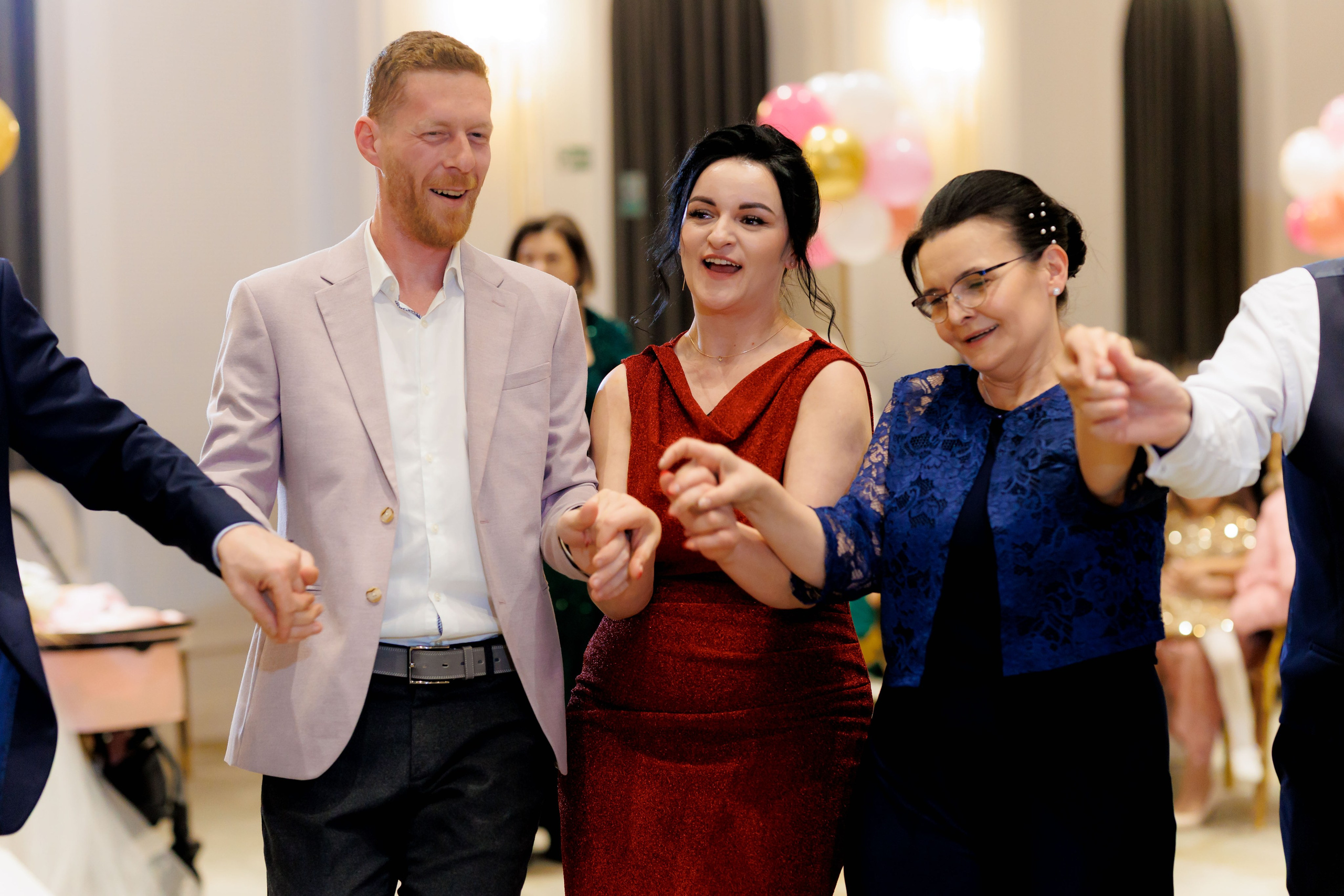 Povestea voastră, regizată de noi |Cristi Turculet Videograf Nuntă Suceava | wedding highlight. Servicii foto-video profesionale, pentru momente de neuitat