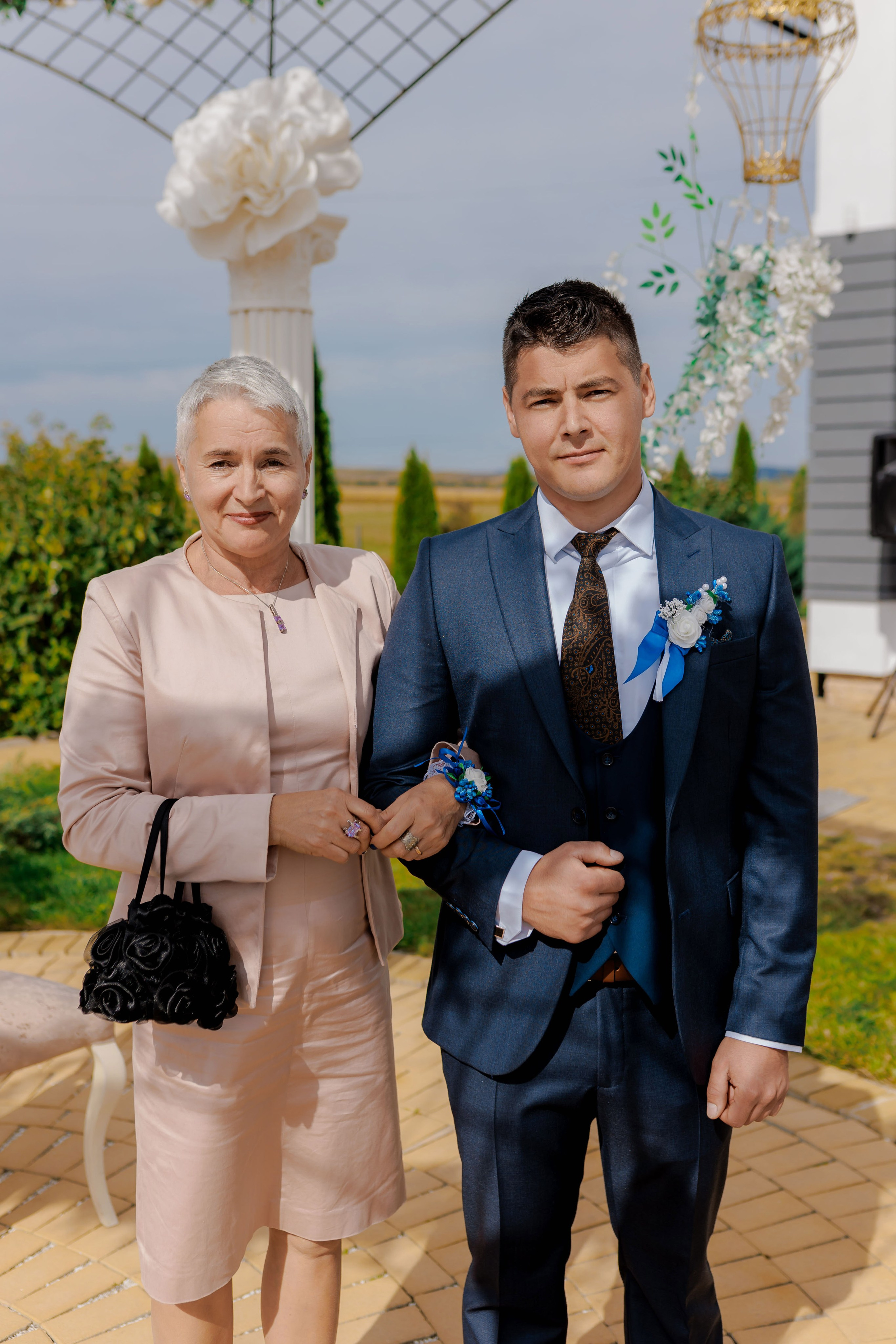 Loredana & Emilian – Ziua Nunții | Videografie - fotografie Botez Suceava, Iași, Botoșani. Servicii foto-video profesionale, pentru momente de neuitat