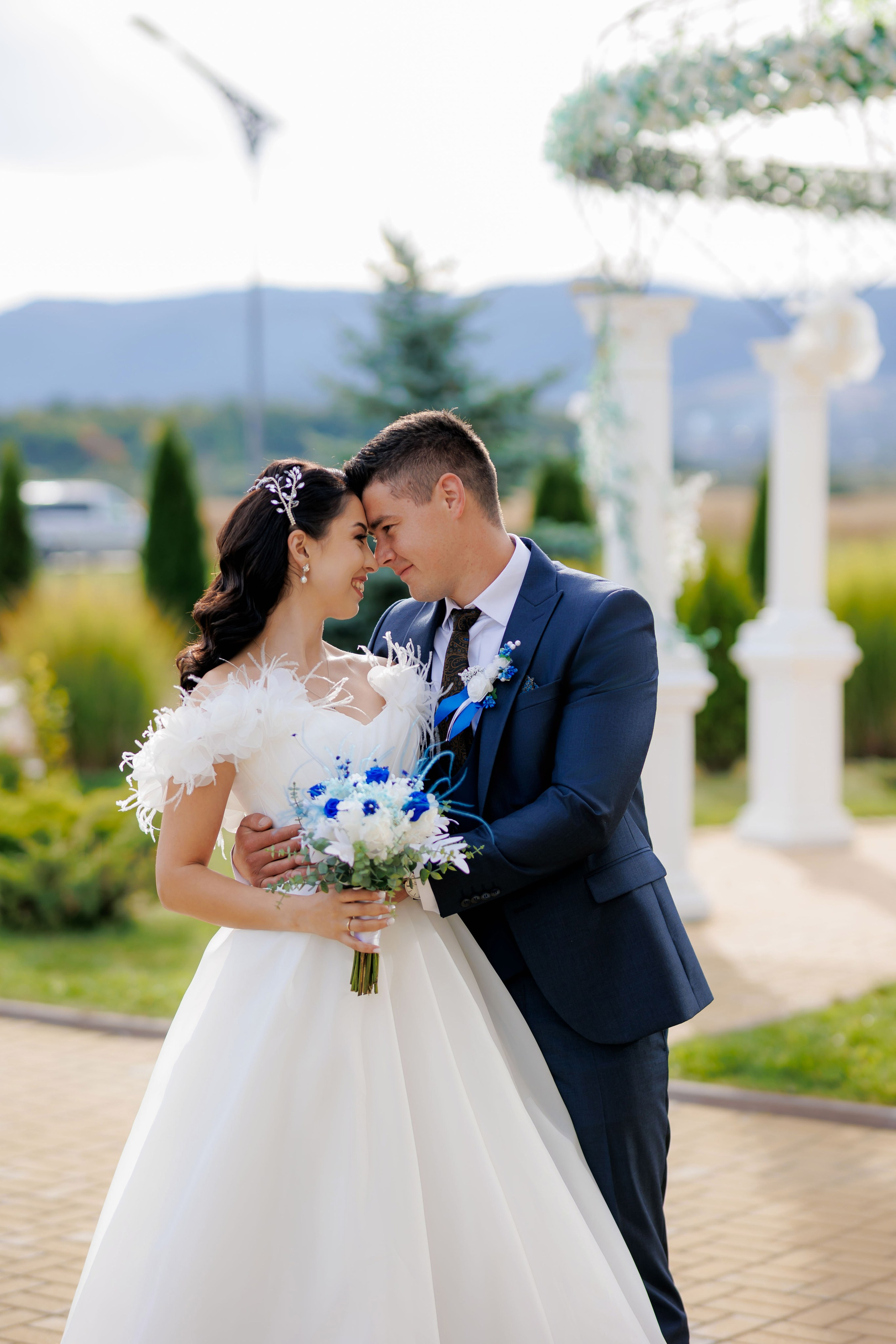 Loredana & Emilian – Ziua Nunții | Videografie - fotografie Botez Suceava, Iași, Botoșani. Servicii foto-video profesionale, pentru momente de neuitat