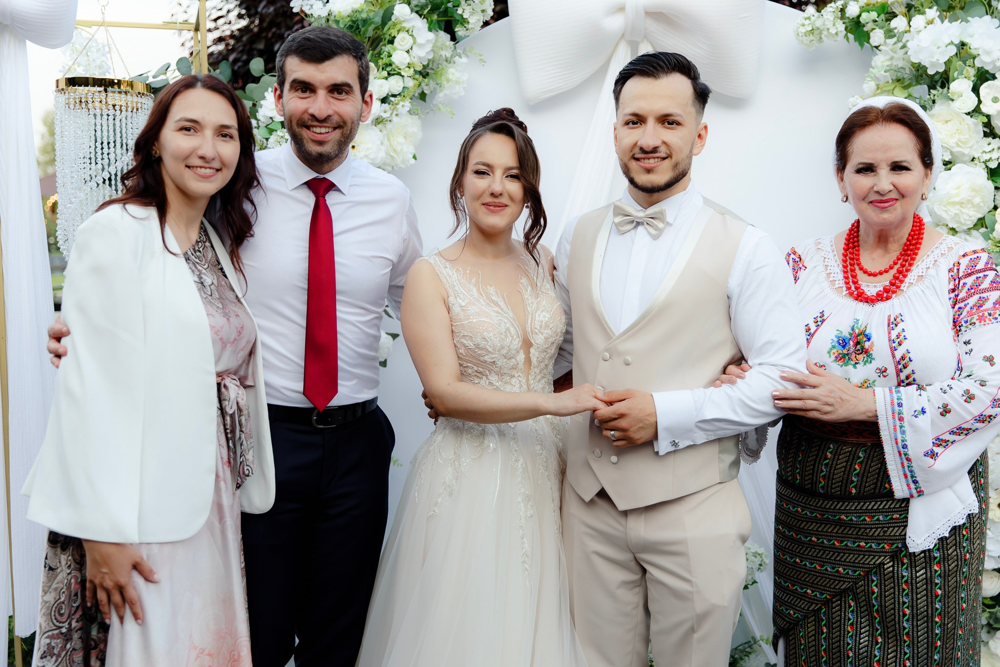 Ioana & Ionuț | Nuntă de poveste la Păstrăvăria Poiana din Mălini județul Suceava. Servicii foto-video profesionale, pentru momente de neuitat