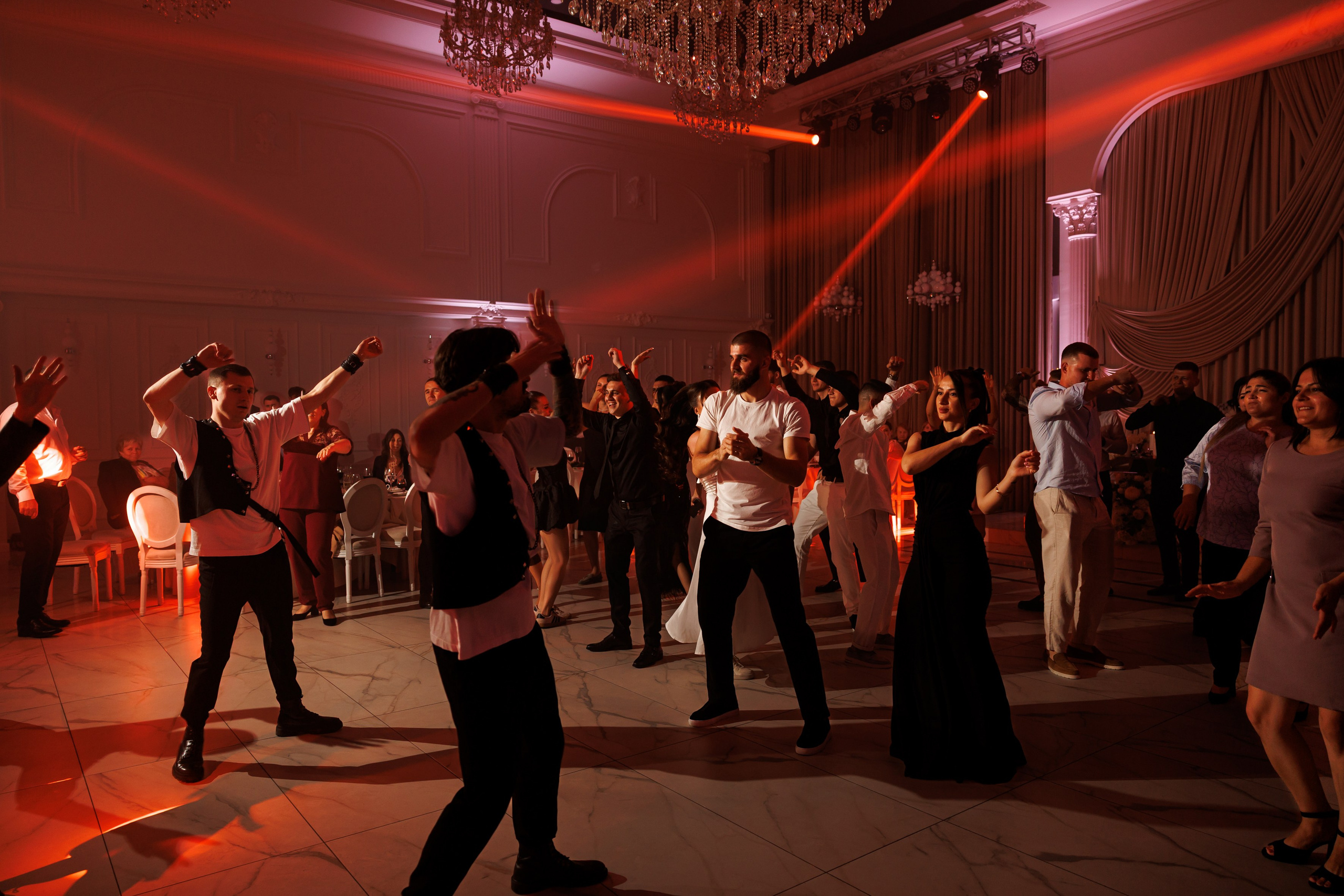 Fotograf nunta chisinau. Dinu Malancea. Dinumalancea.com — fotograf de nunta si familie. Moldova, Romania, UE