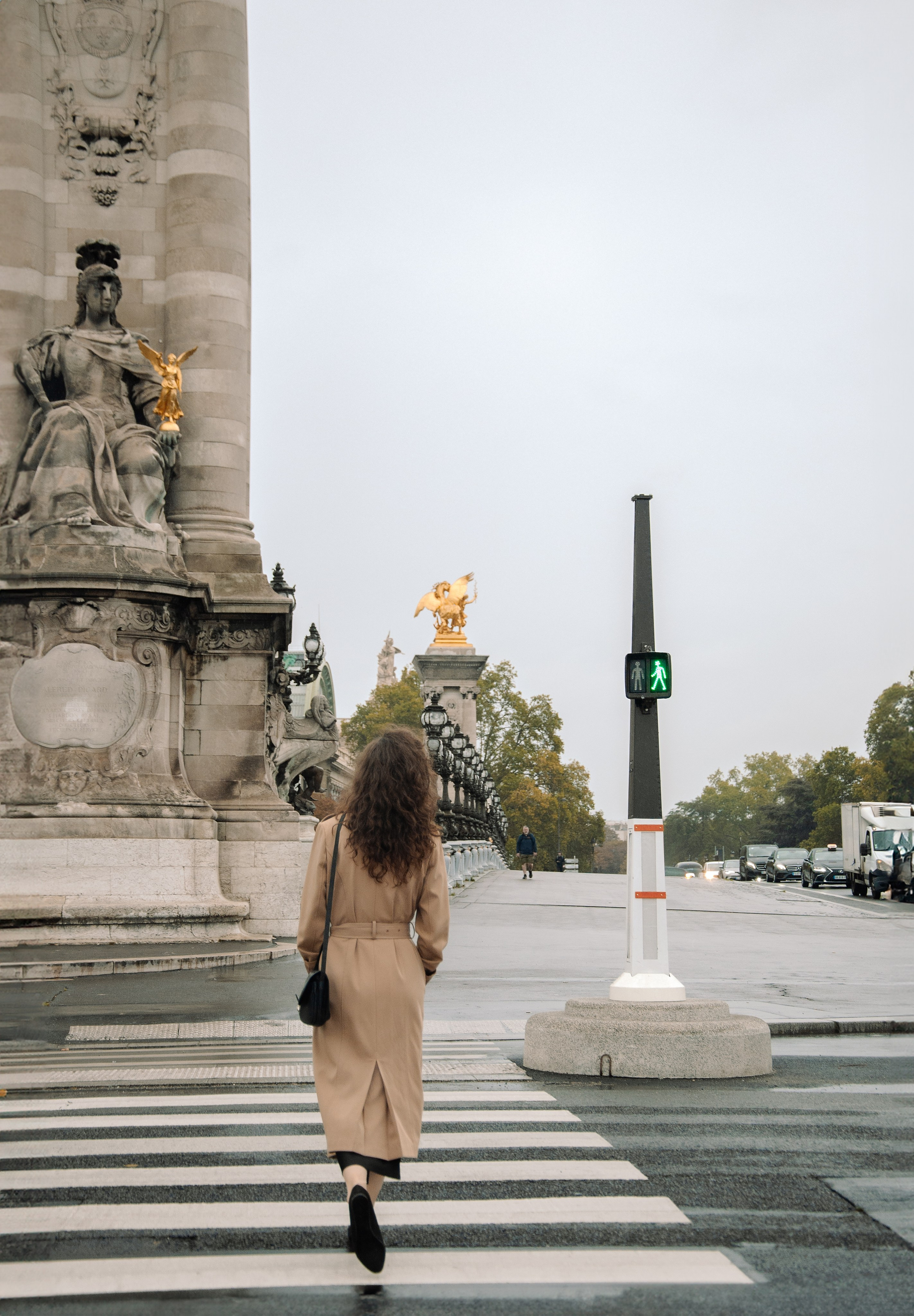Rainy Paris Photoshoot. Paris photographer — Polina Osipova
