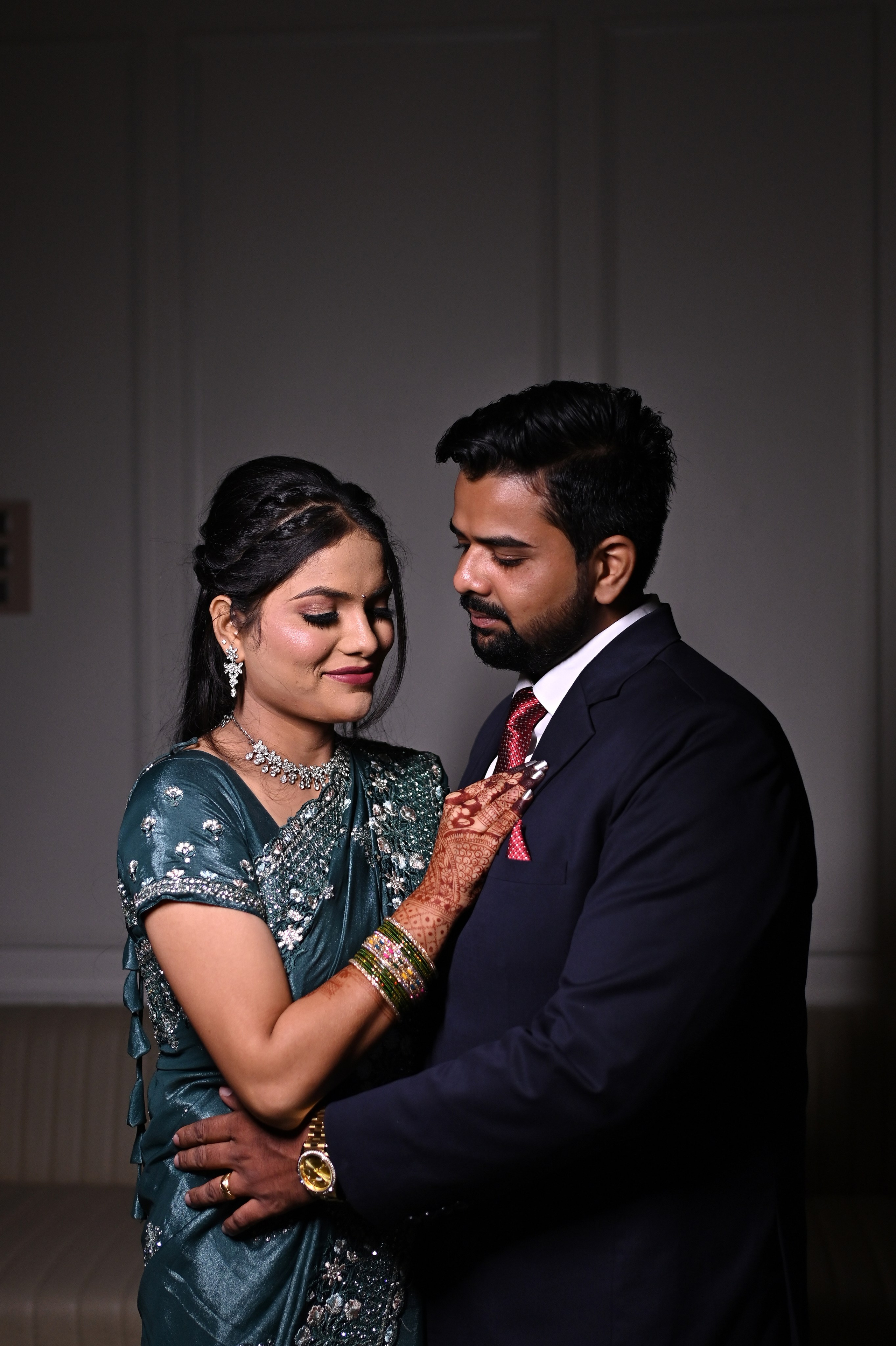Vivek & sunanda. “Ajay Digital Photo Studio — Capturing Timeless Wedding Moments”