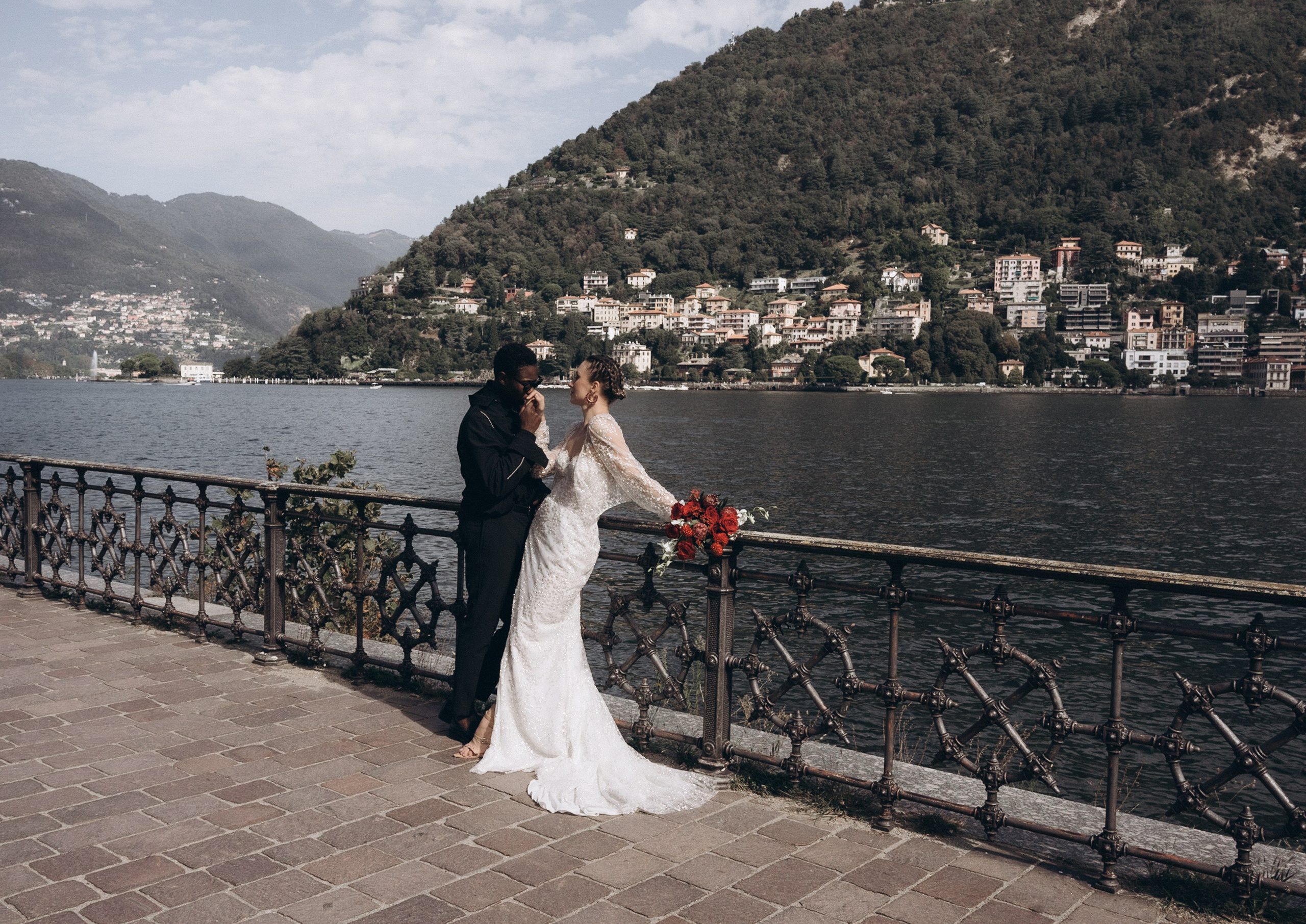 IRINA & AMED • LAKE COMO. PHOTOGRAPHER IN ITALY