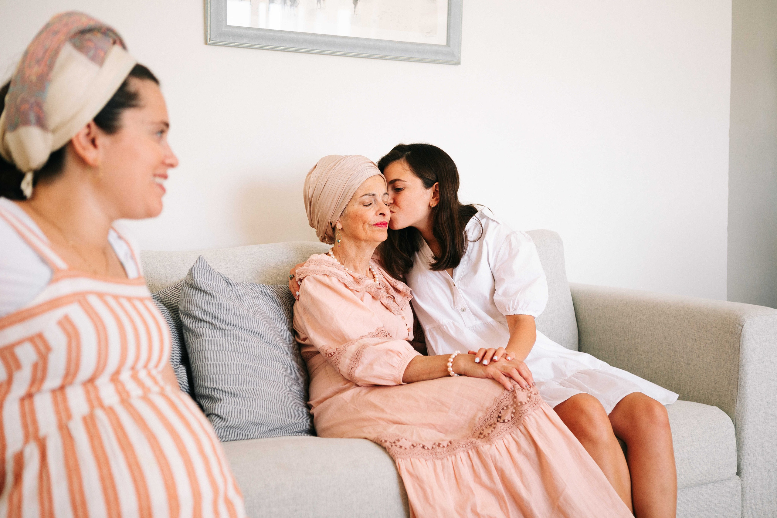 MAALE ADUMIM, HOME PHOTO SESSION + DESERT. Https://shi-photo.com/