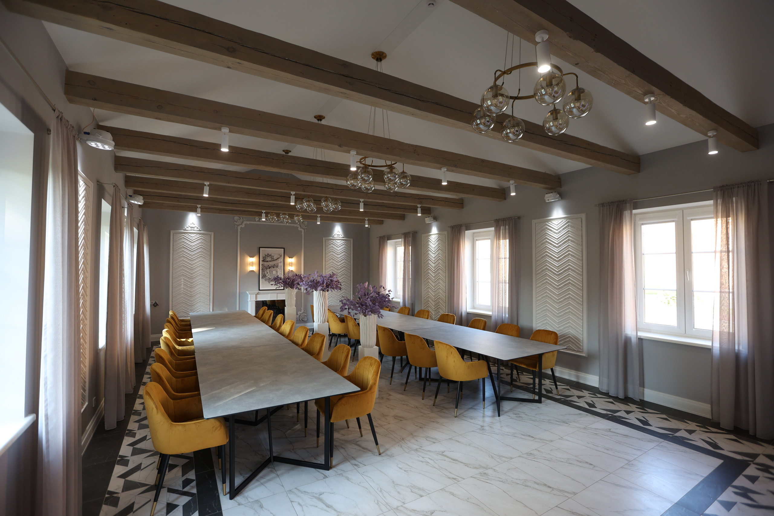 Konferenču zāle 13, Mihaila iela 13, Daugavpils. Interjera dizaina studija 4 Stūri