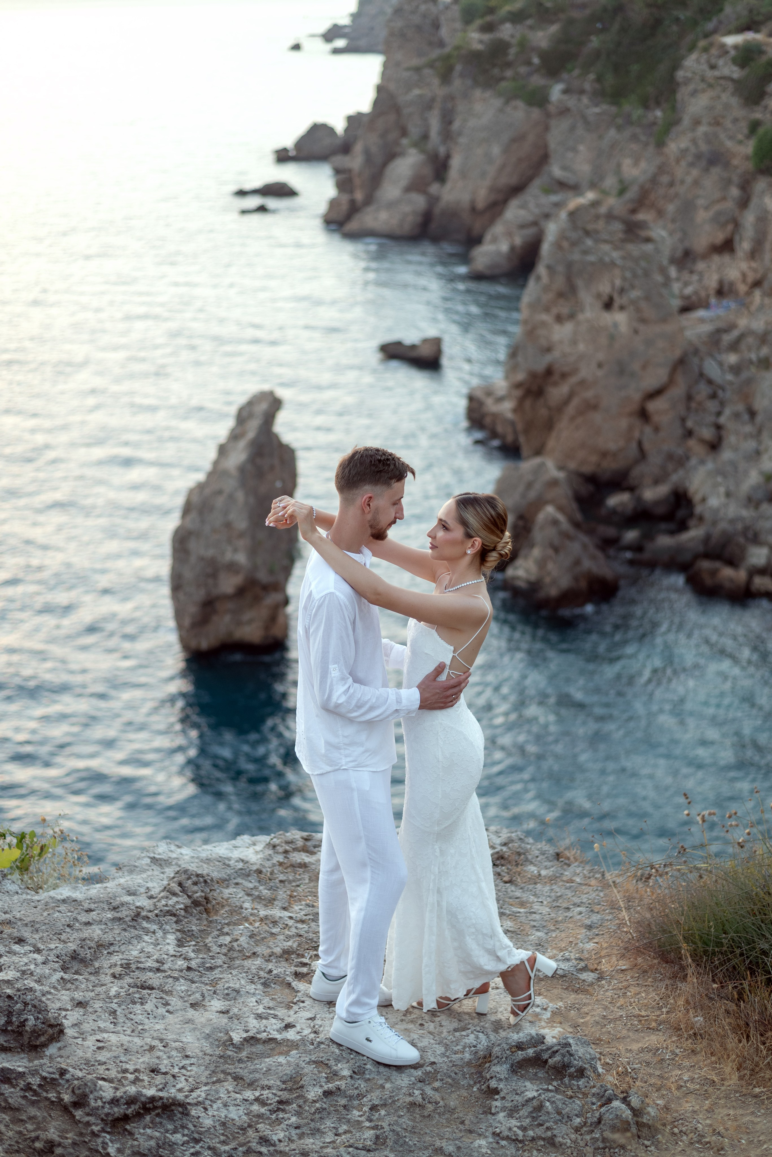 Скалы на море с шикарным видом. Фотограф Анталия, Кемер, Белек, Сиде Дарья Кая