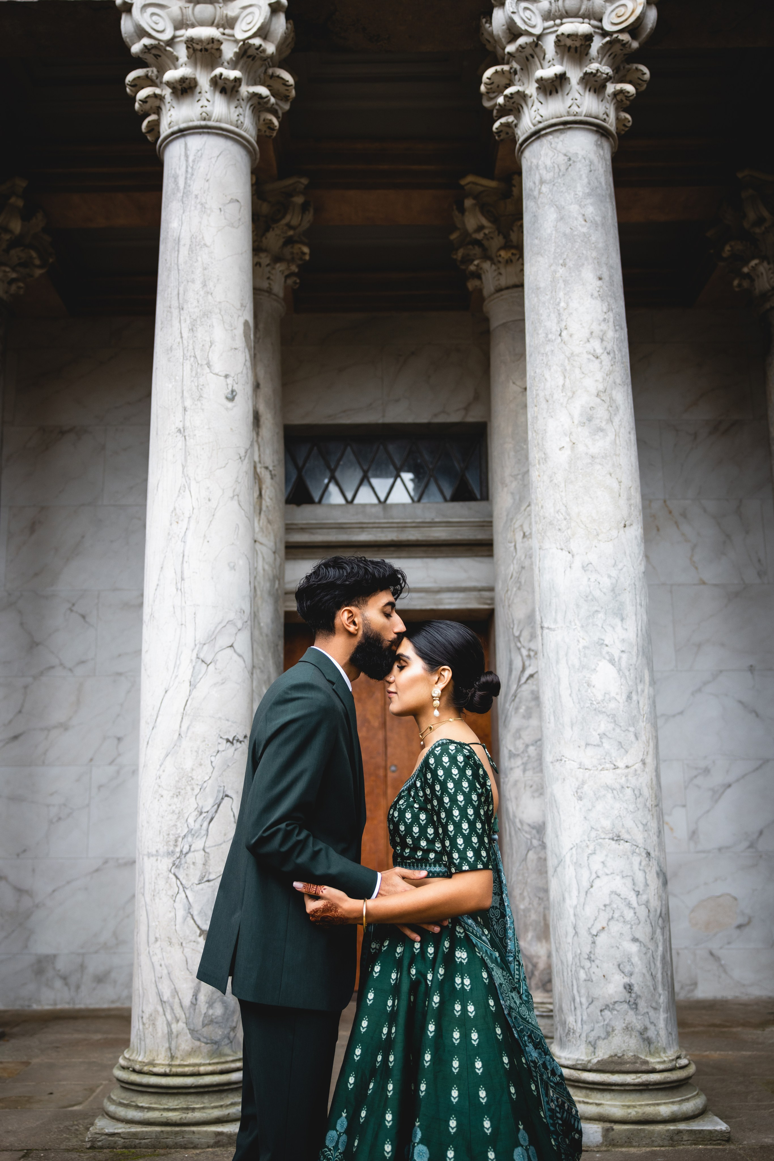 Indian style. Professional wedding photographer in Copenhagen, Denmark — Julia Byron