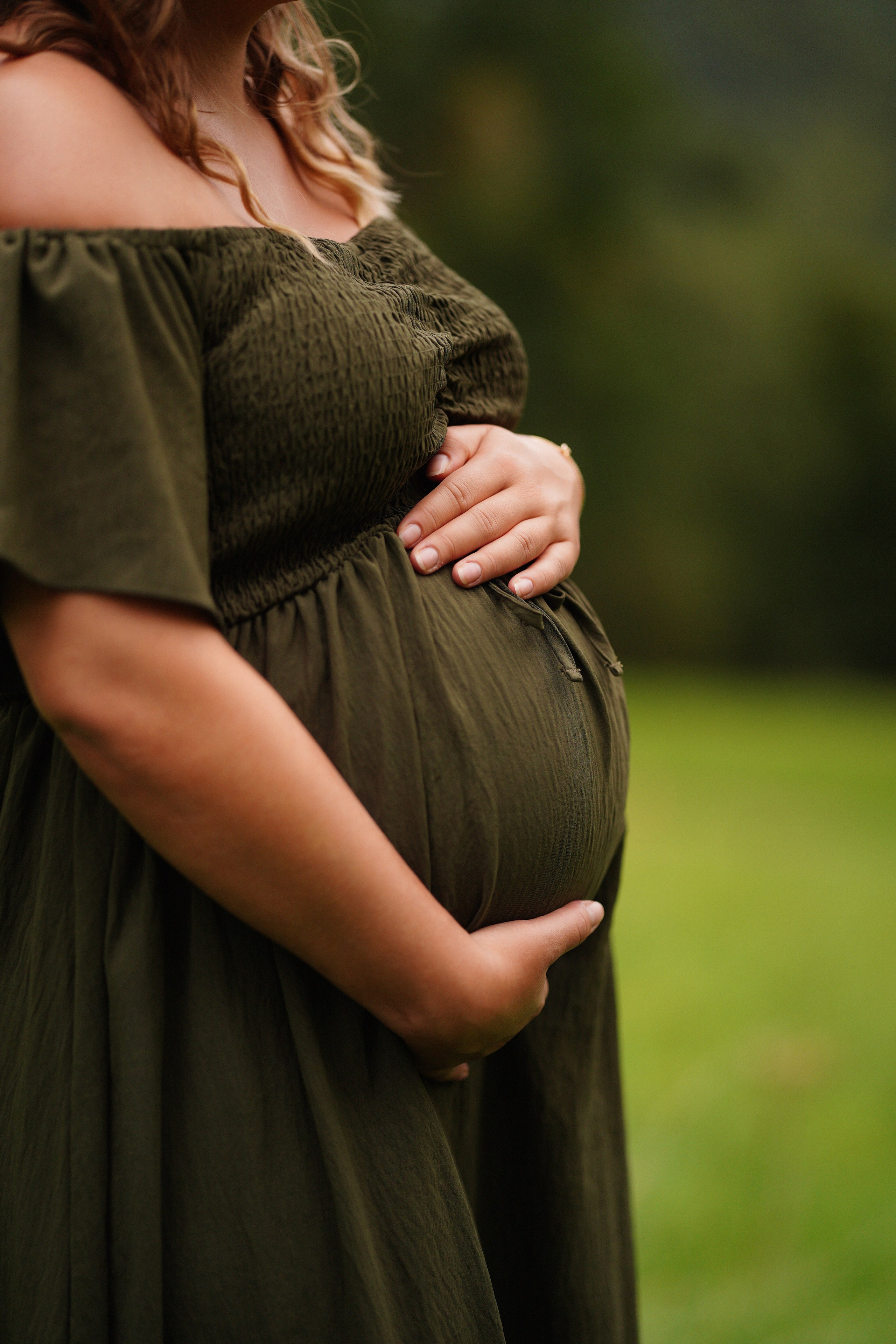 Babybauch. Fotografin Iryna Meisinger