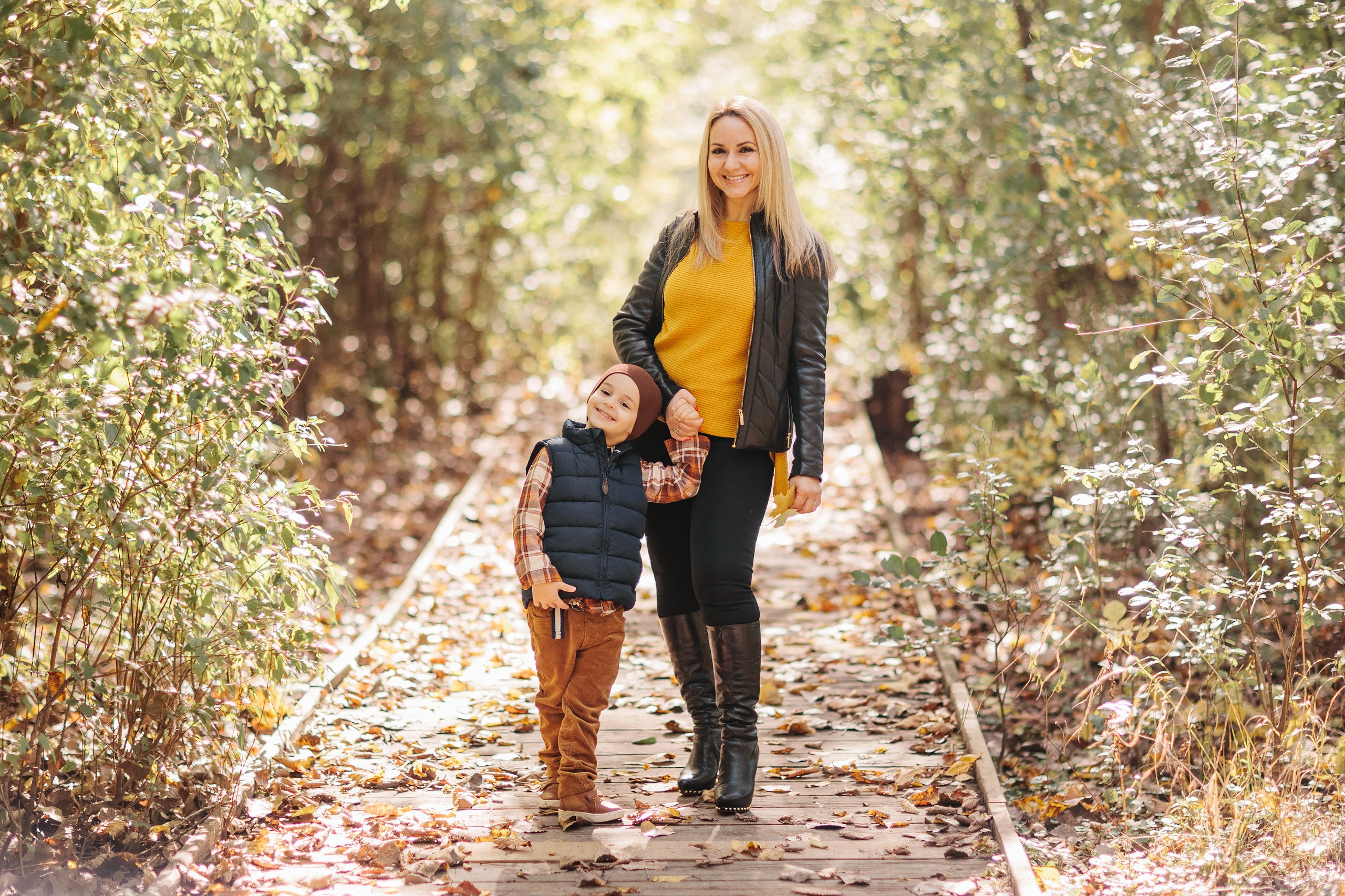 10.21.23 Family Photoshoot. Wedding family event photographer in Chicago Nick Yushevich