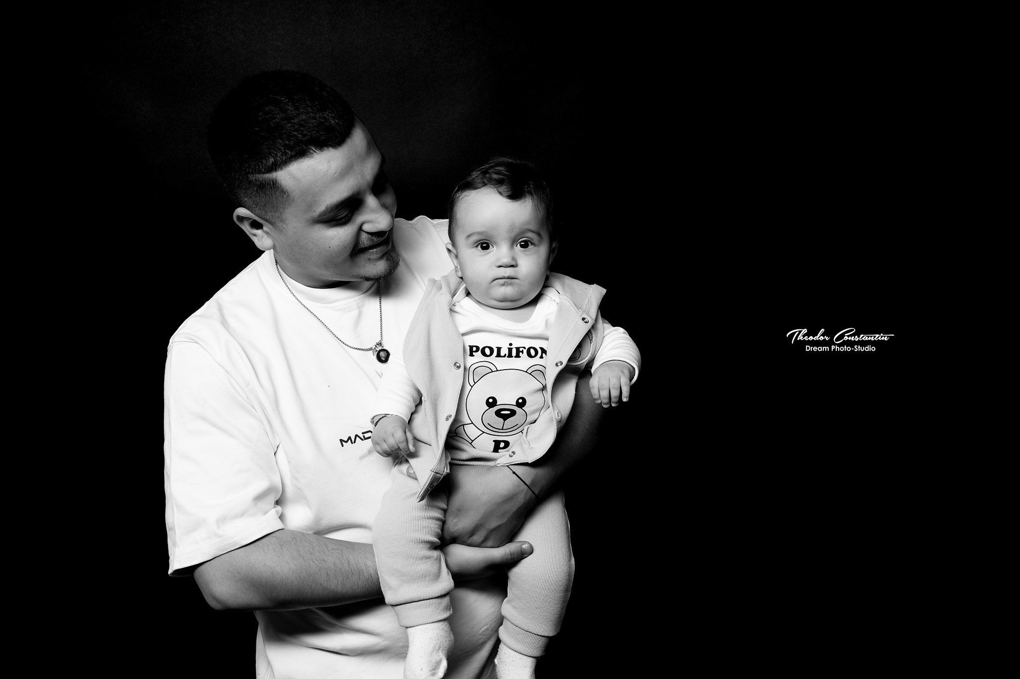 Studio. Dream Studio Galați – ședințe foto profesionale pentru familie, portrete și evenimente