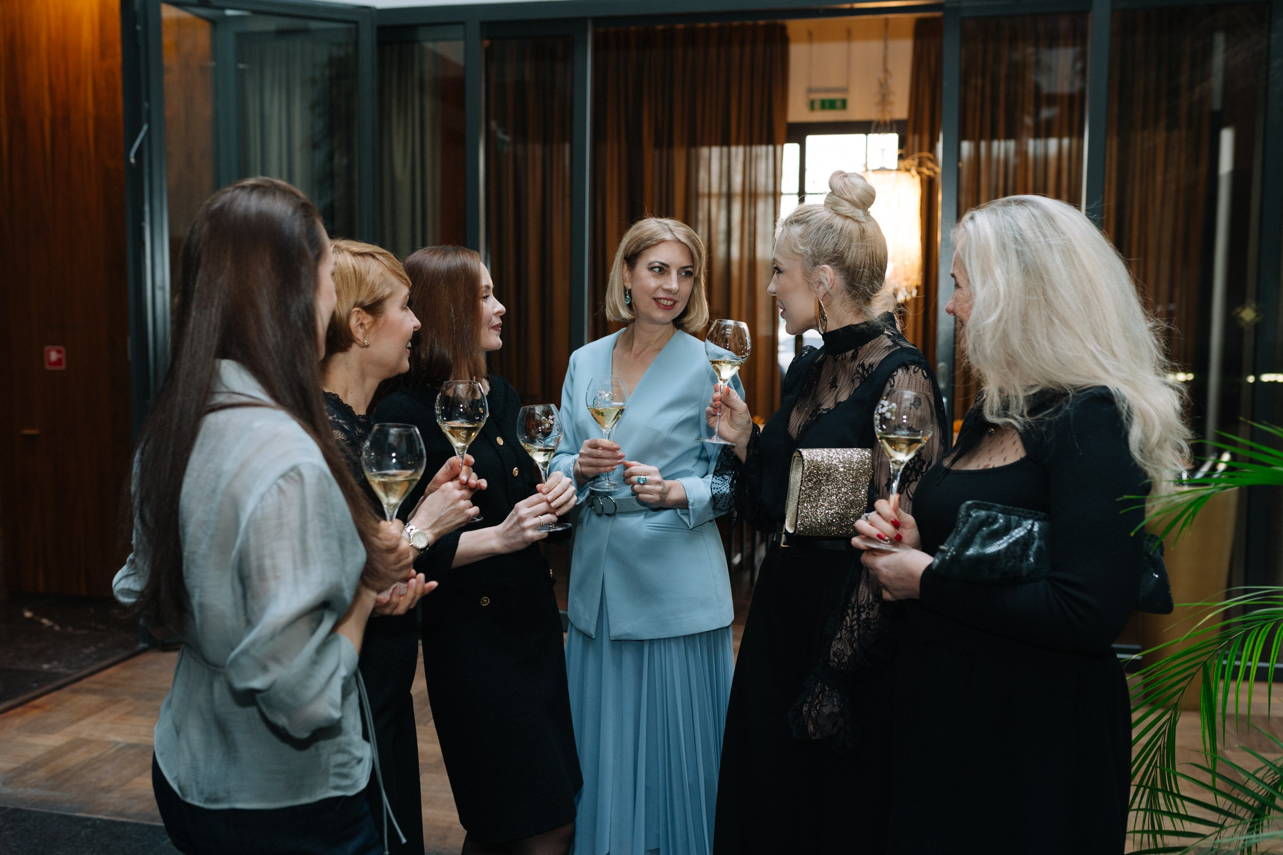 Etiquette workshop at Gianni restaurant. Event Photography