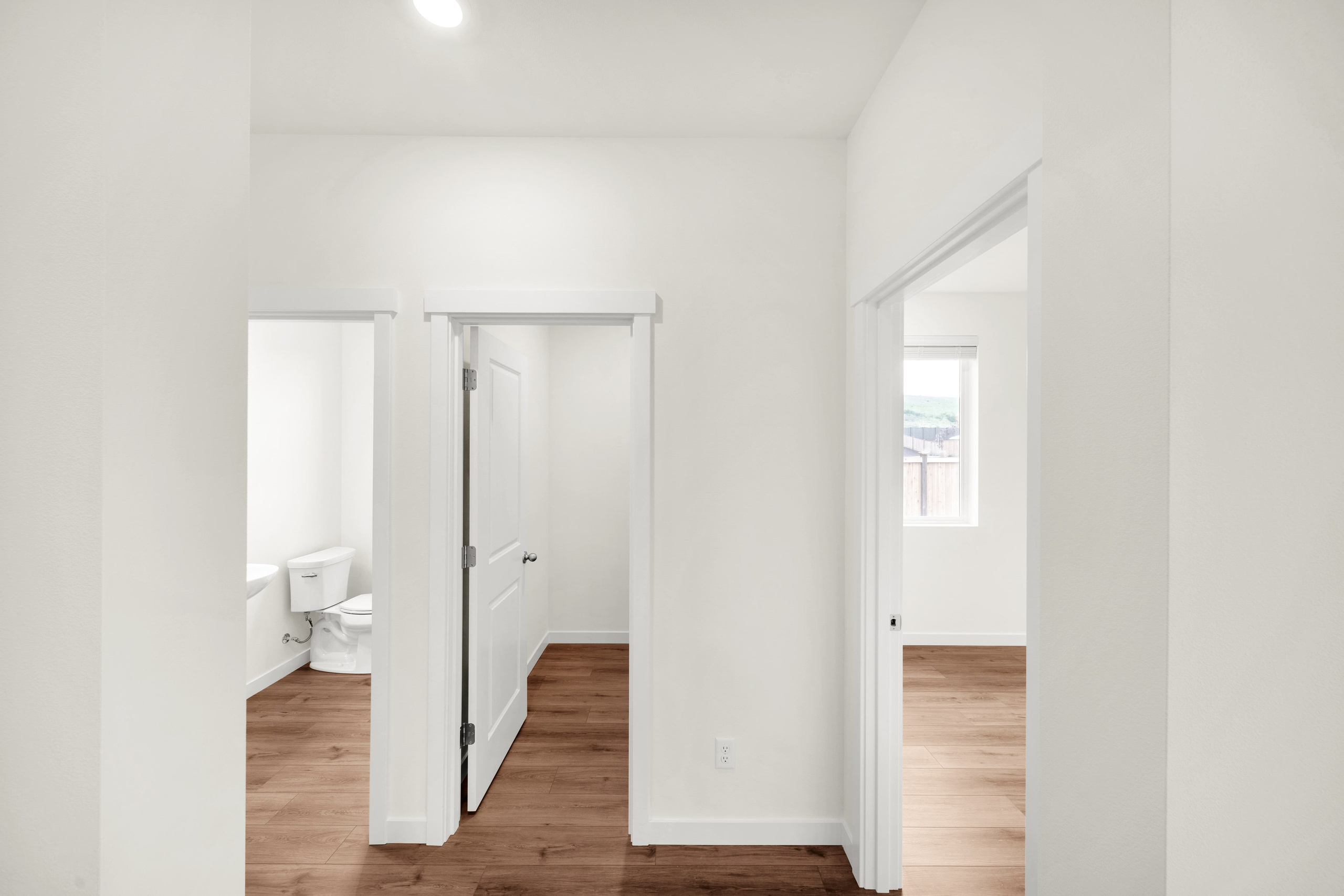 Real Estate photography. Washington state. EVAN ARISTOV WEDDING PHOTOGRAPHY — Seattle Wedding Photographer