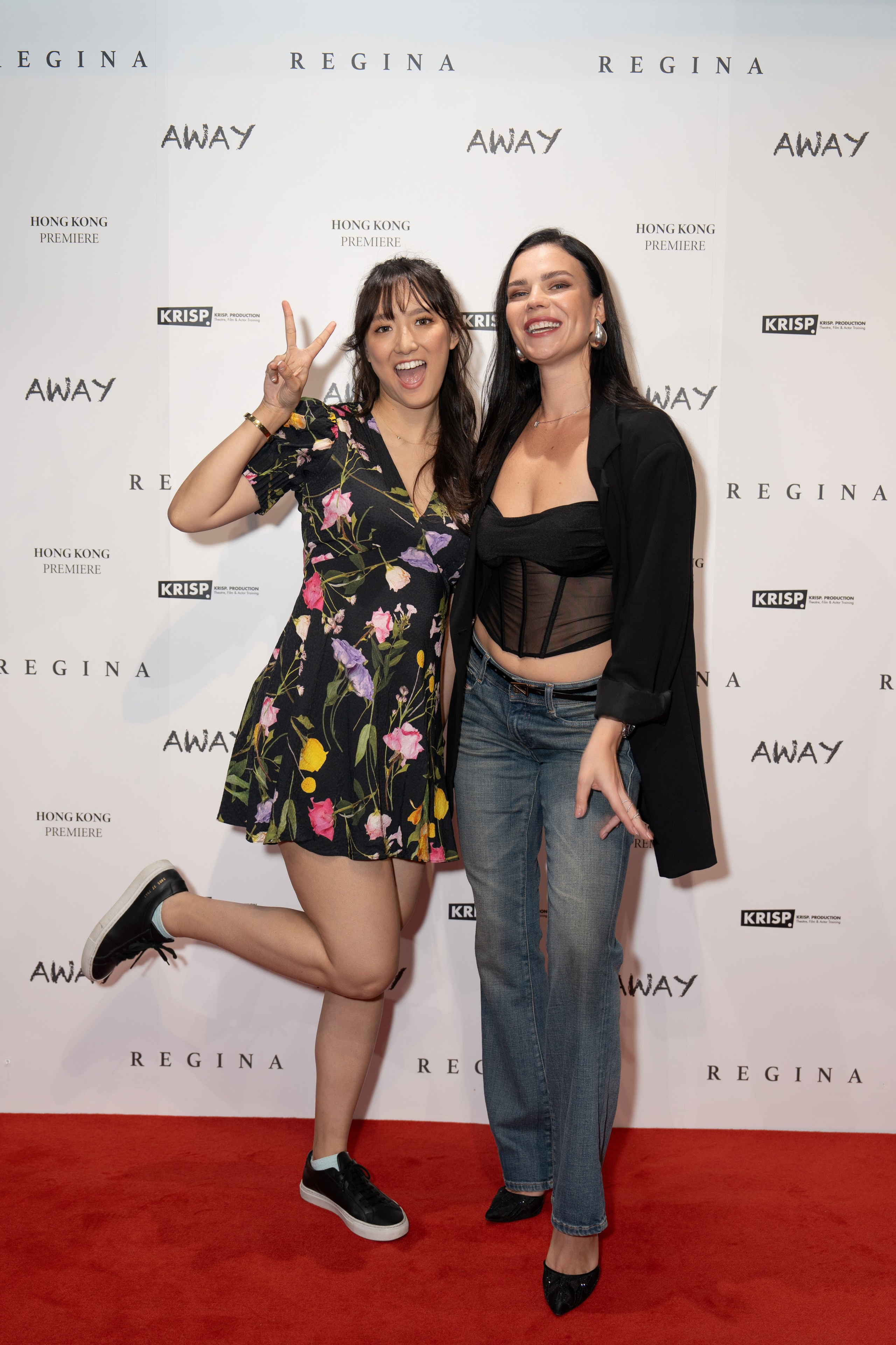 KRISP. PRODUCTION MOVIE PREMIER. ФОТОГРАФ В ГОНКОНГЕ (СВАДЬБЫ, FASHION, СЕМЕЙНЫЕ, МЕРОПРИЯТИЯ, ФОТОПРОГУЛКИ)