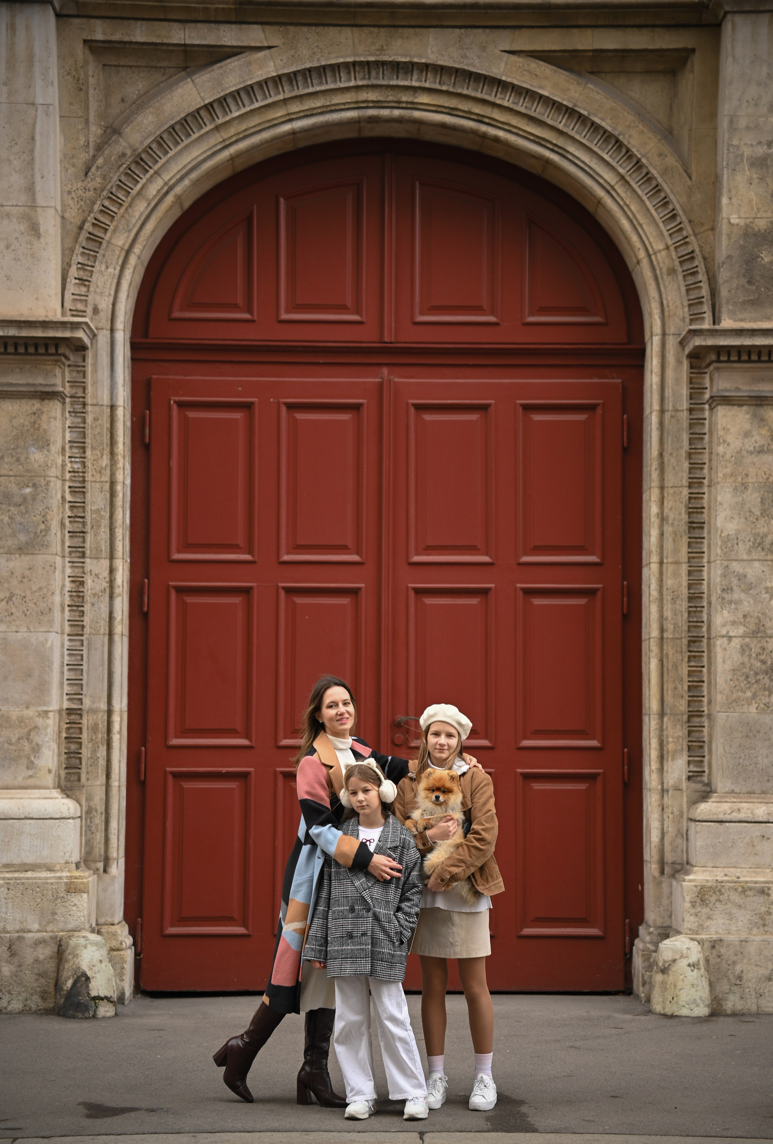 Lena and girls. Photo Vienna and Bratislava