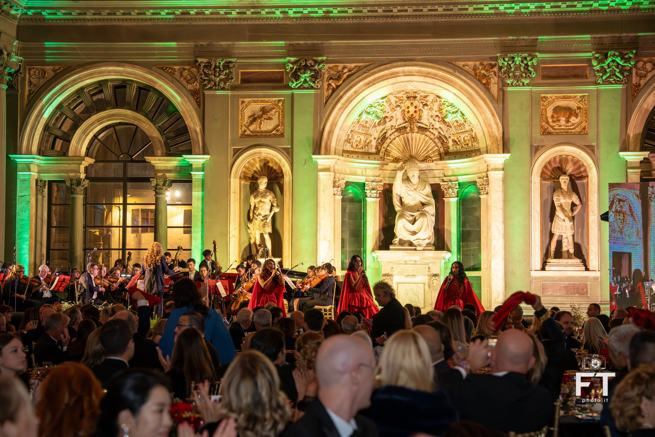 Luxury Charity Dinner ANT. Ftphoto