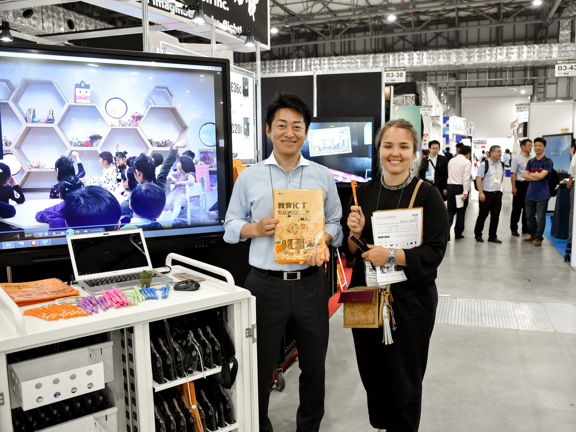 Reportage. Photographer in Tokyo, Japan