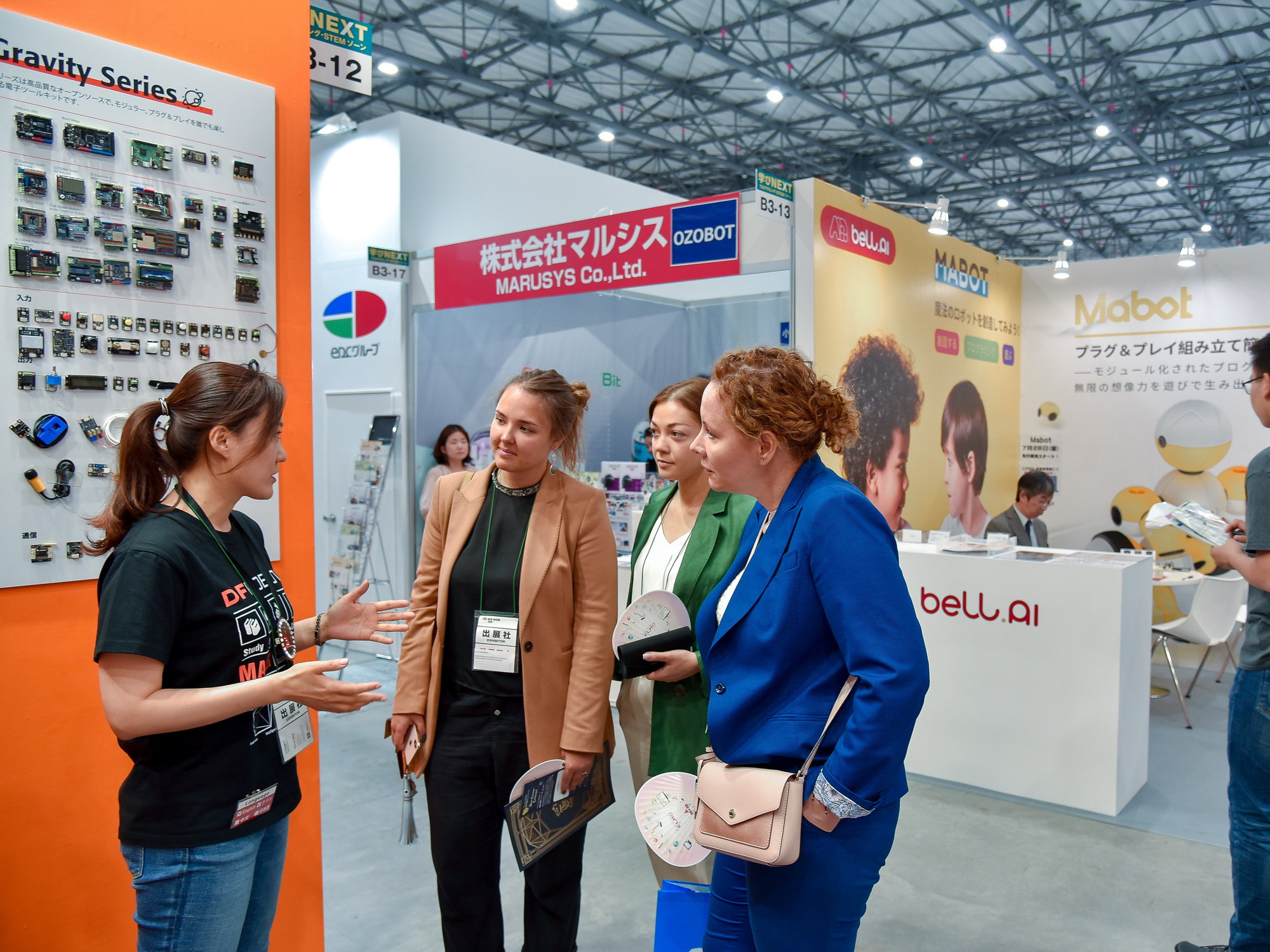 Reportage. Photographer in Tokyo, Japan