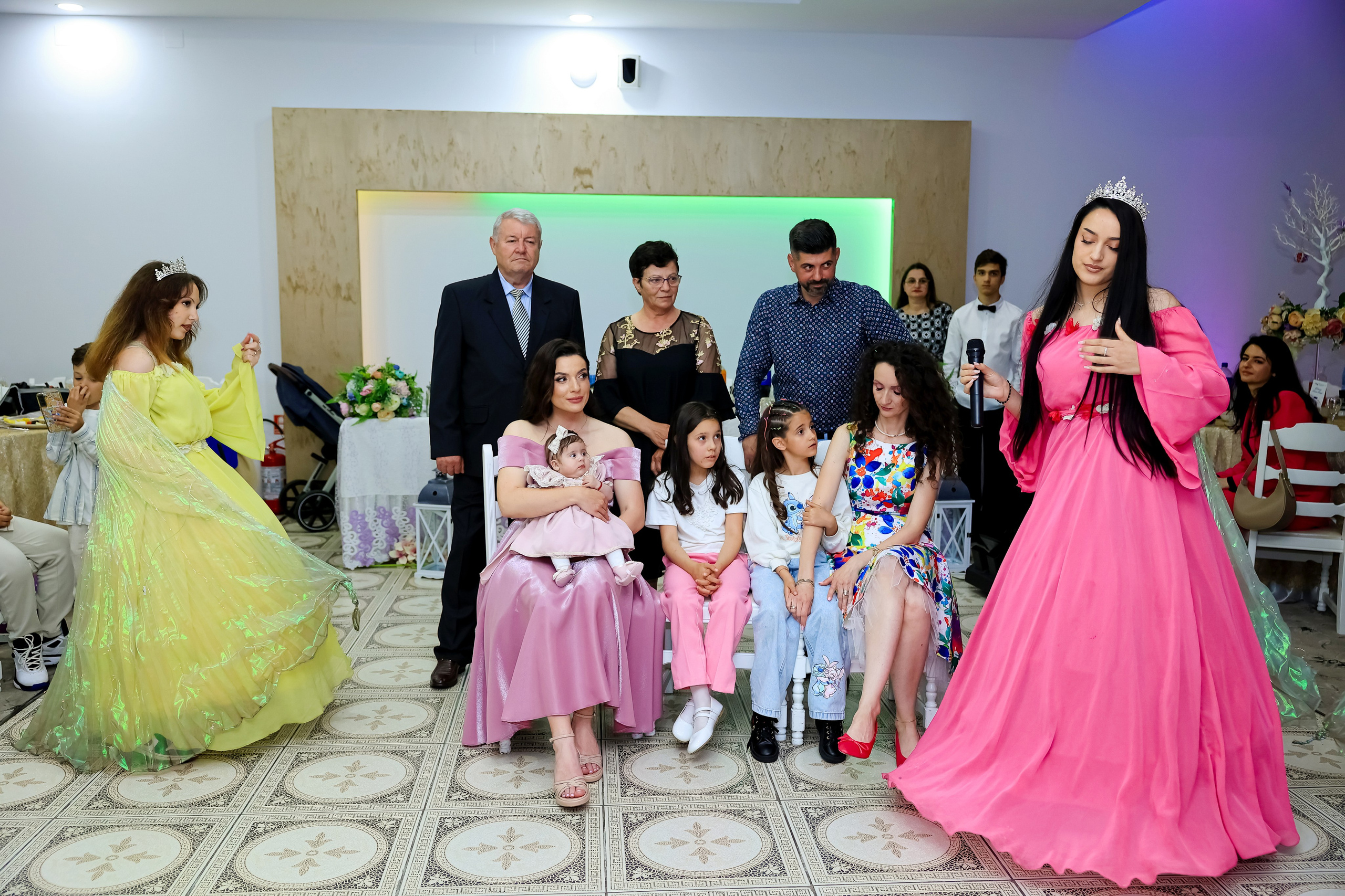 Iris Stefania. Moments By Gub