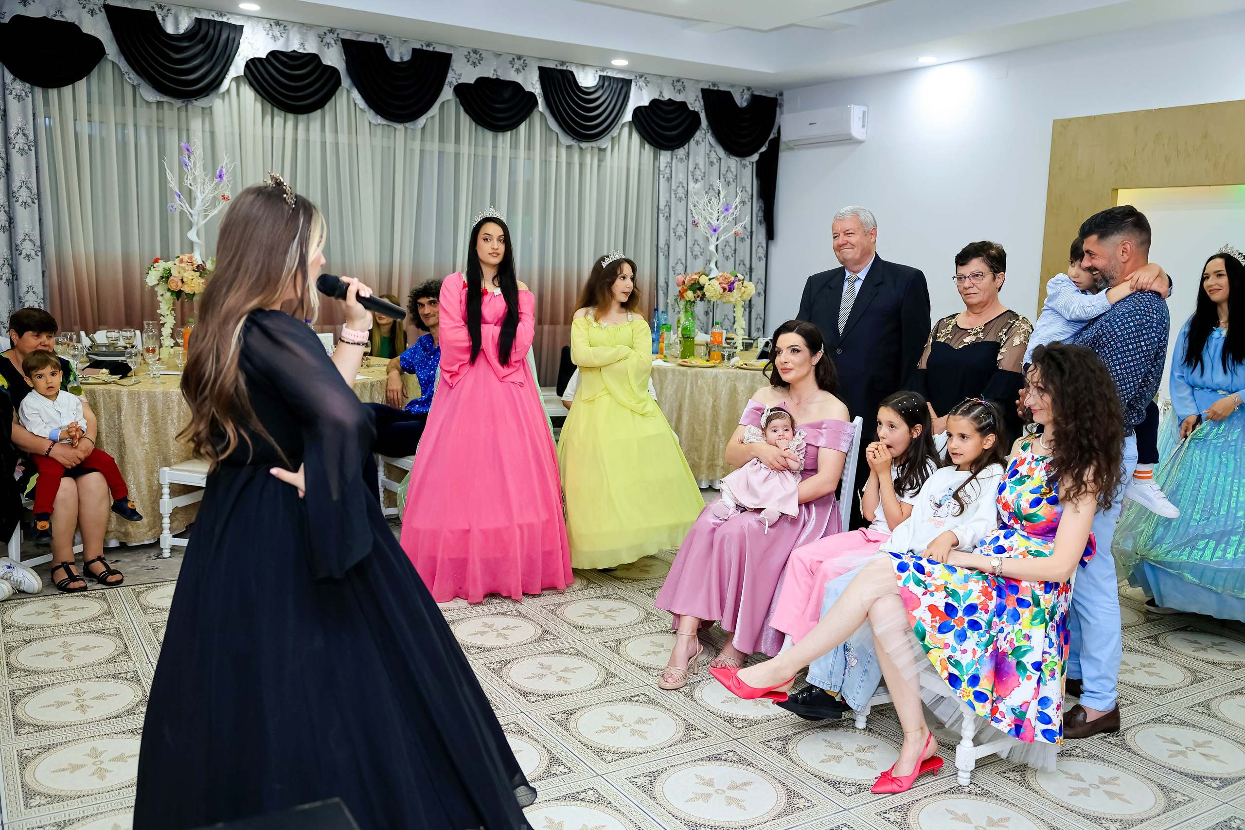 Iris Stefania. Moments By Gub