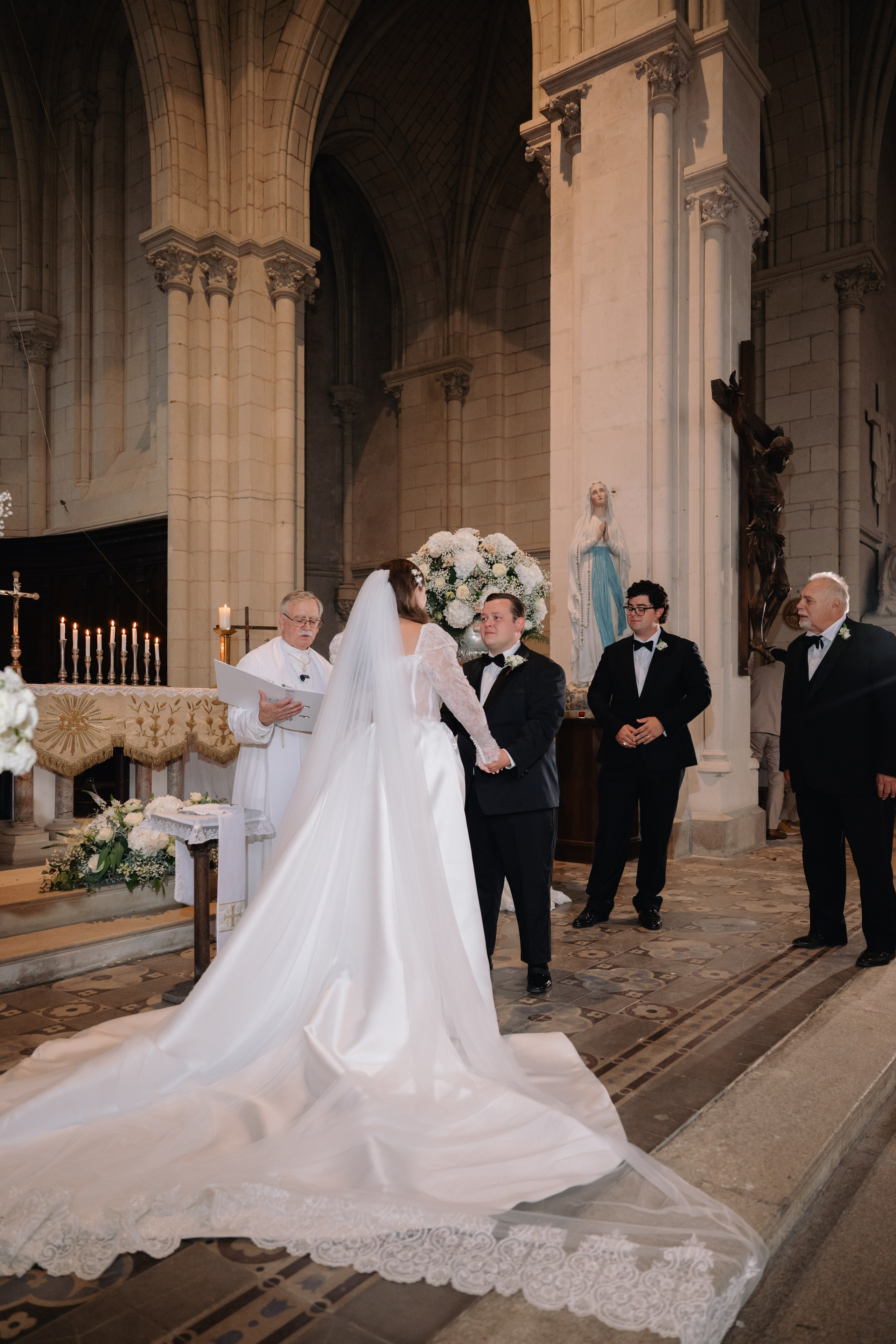 Luxury Château Wedding in France | Anna & Jon at Chateau Challain
