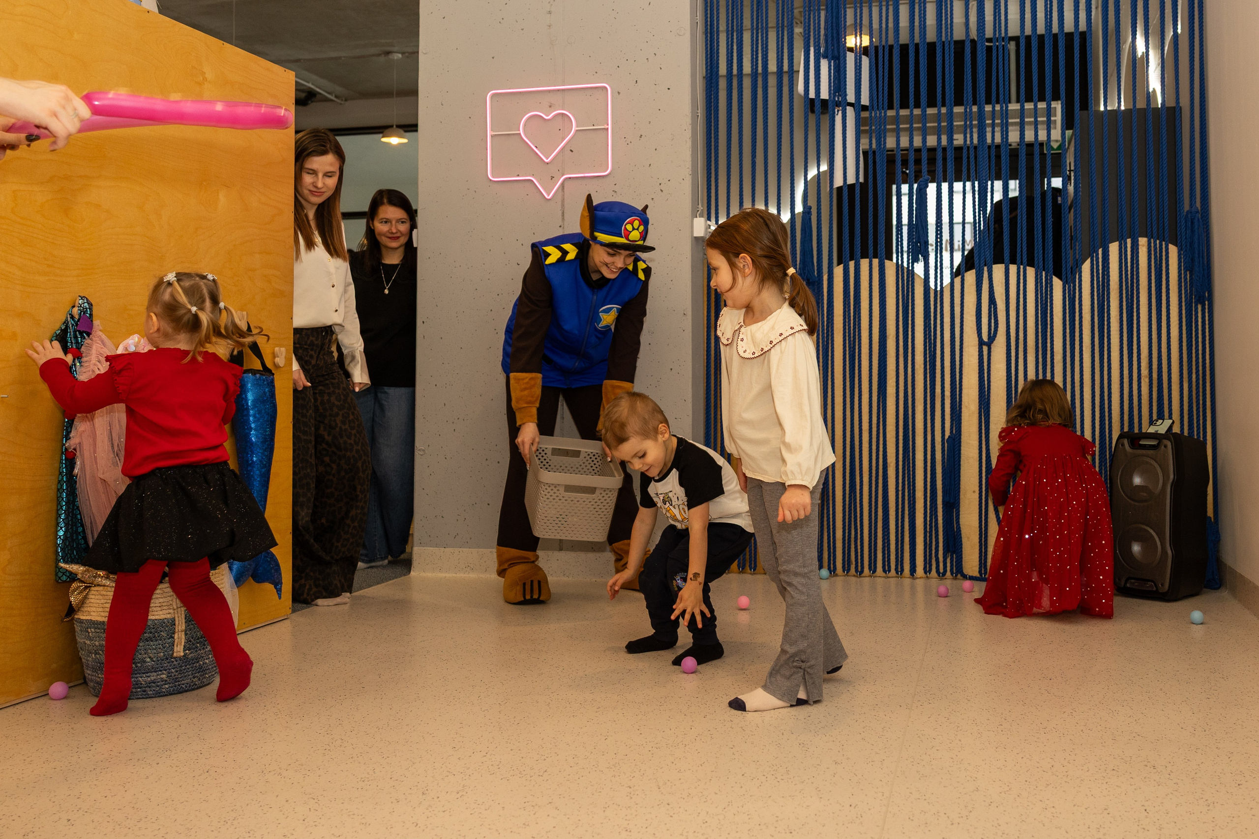 День рождения Артёма 24 января 2026 года. Семейный и детский фотограф в Варшаве Мила Бобровская