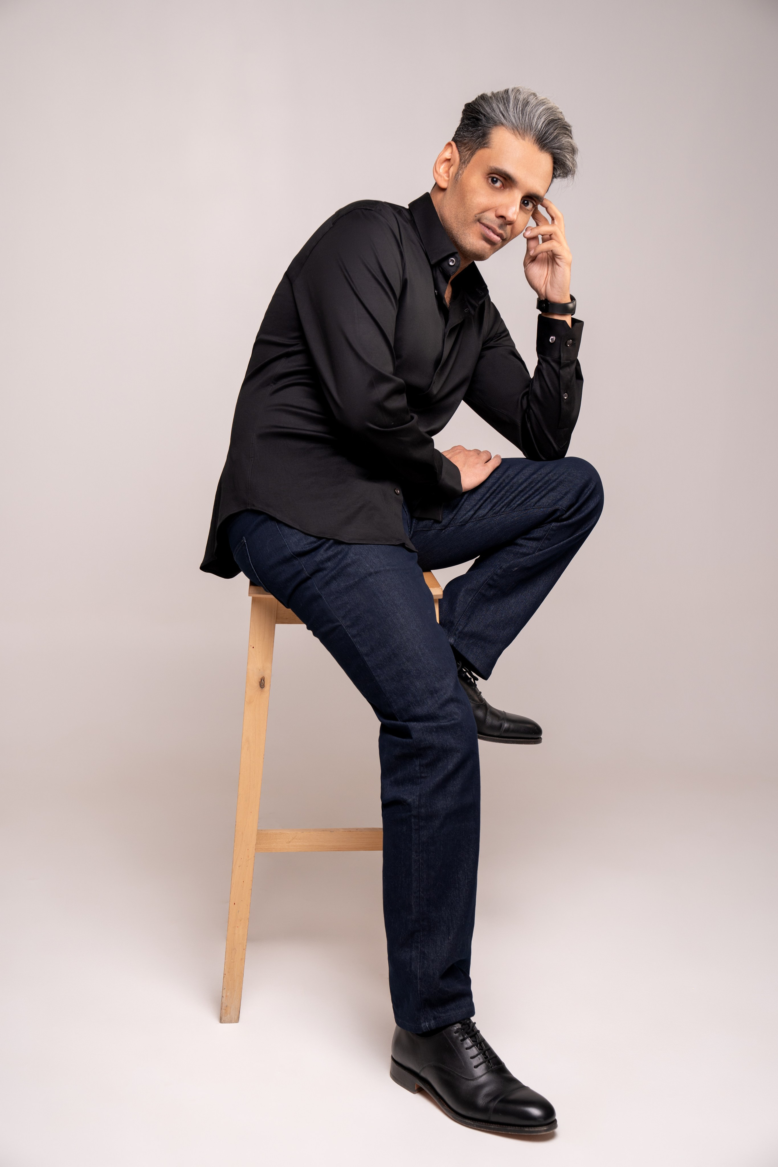 Essam. Portrait, Lifestyle and Lovestory photographer in Riyadh