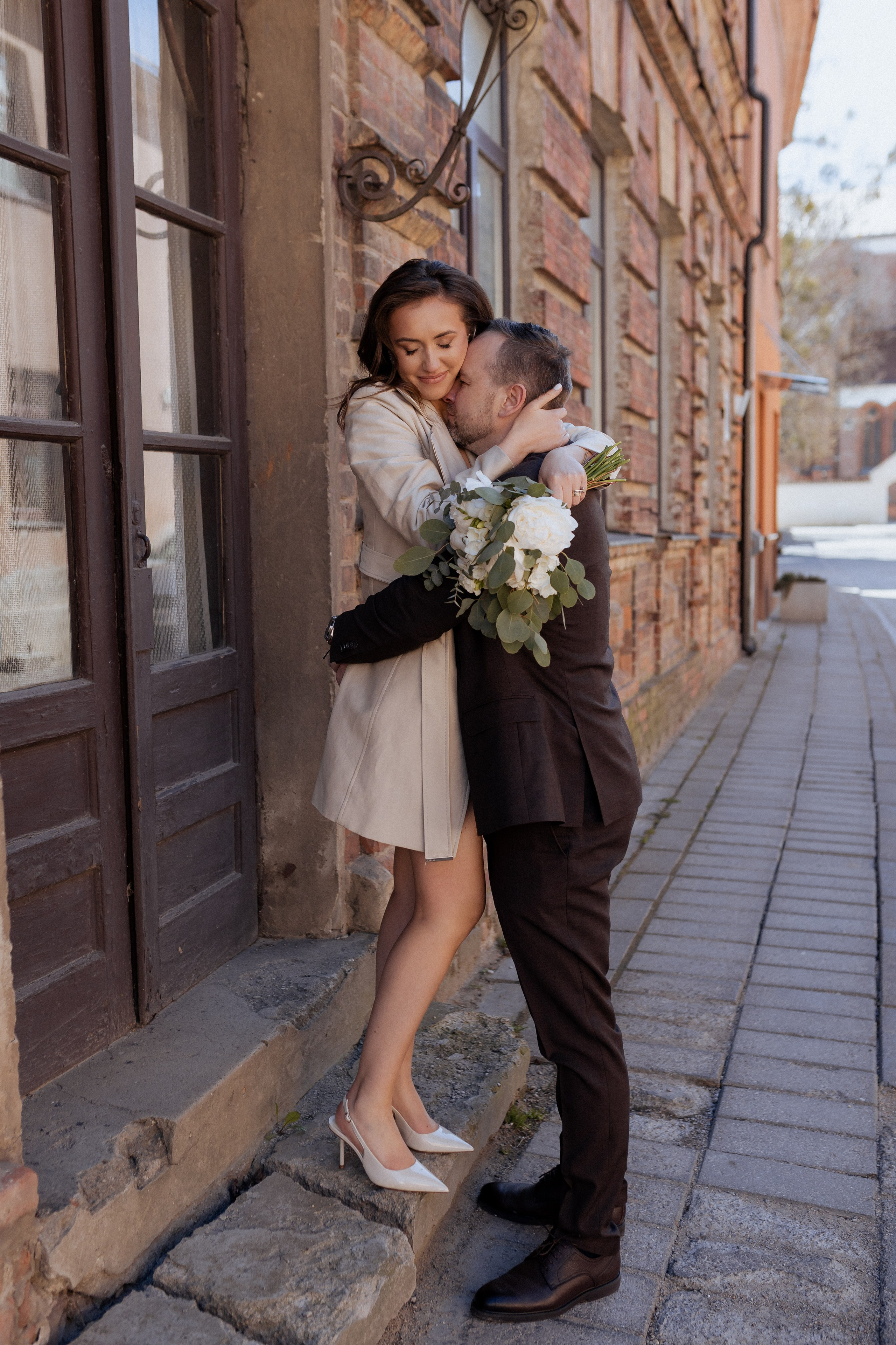 Monika ir Vytautas — miestu alsuojanti trumpa jaunųjų fotosesija Kaune