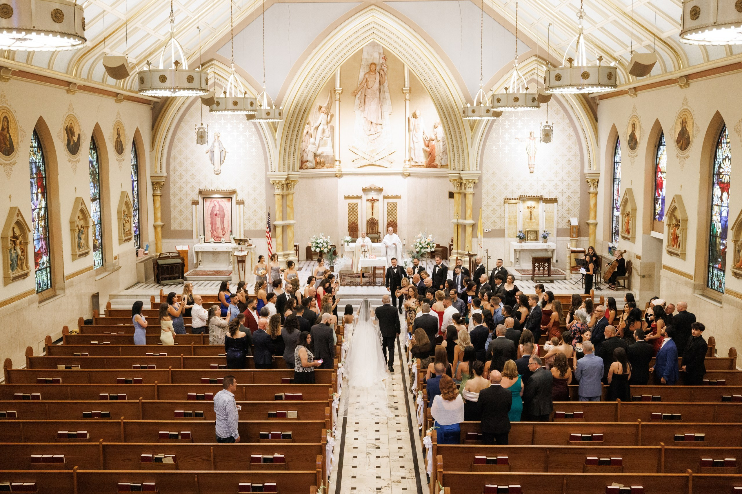 Jewel and Geovany. Wedding Photo & Video