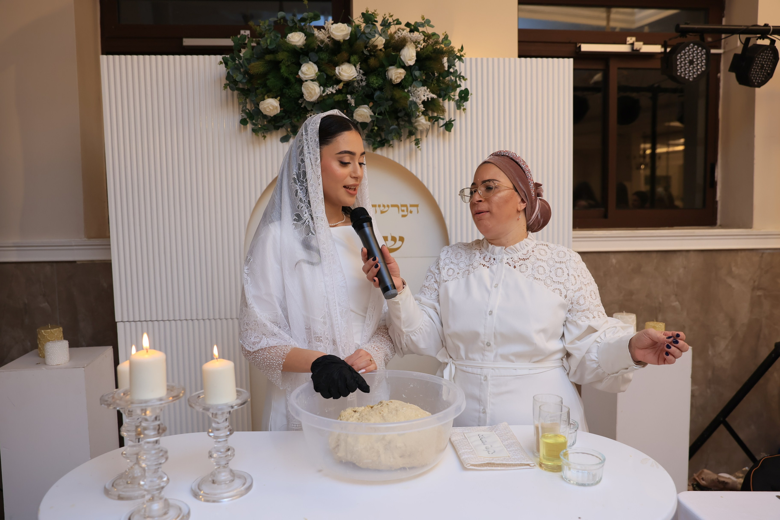 הדר הפרשת חלה/חינה. שני ויזל | צלמת הריון, צילומי משפחה וצילומי בוק בת מצווה
