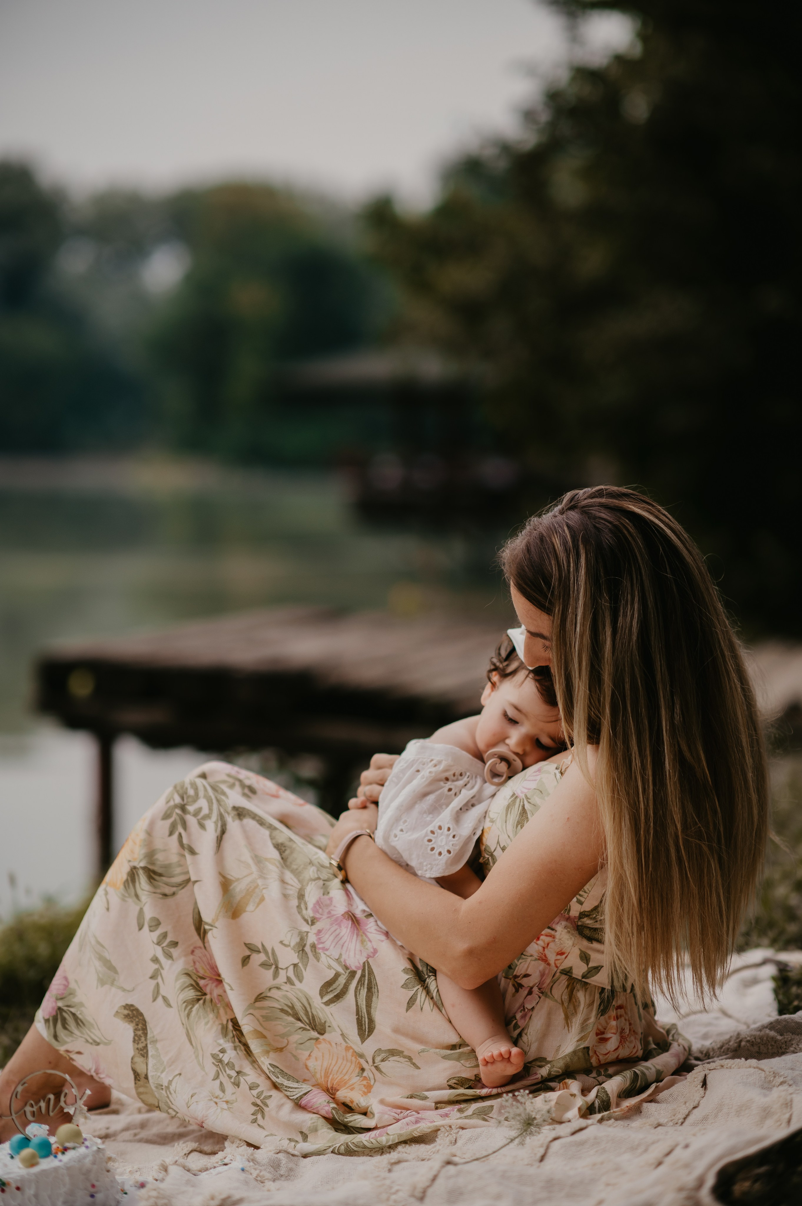 Ada Safari. Ana Sladojevic