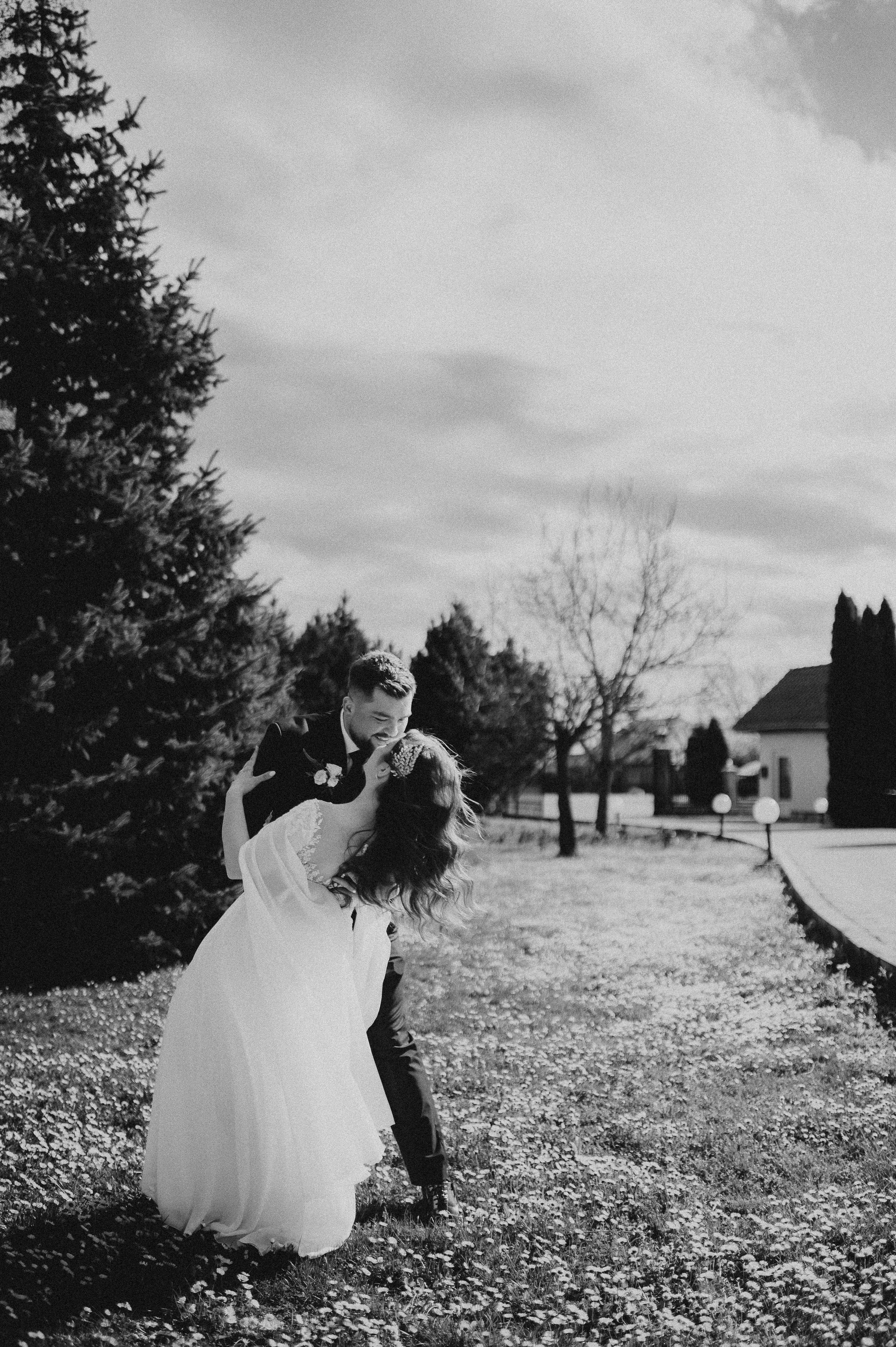 Maria + Paul │Aristocratis Târgu Neamț. FotoVizion Iași