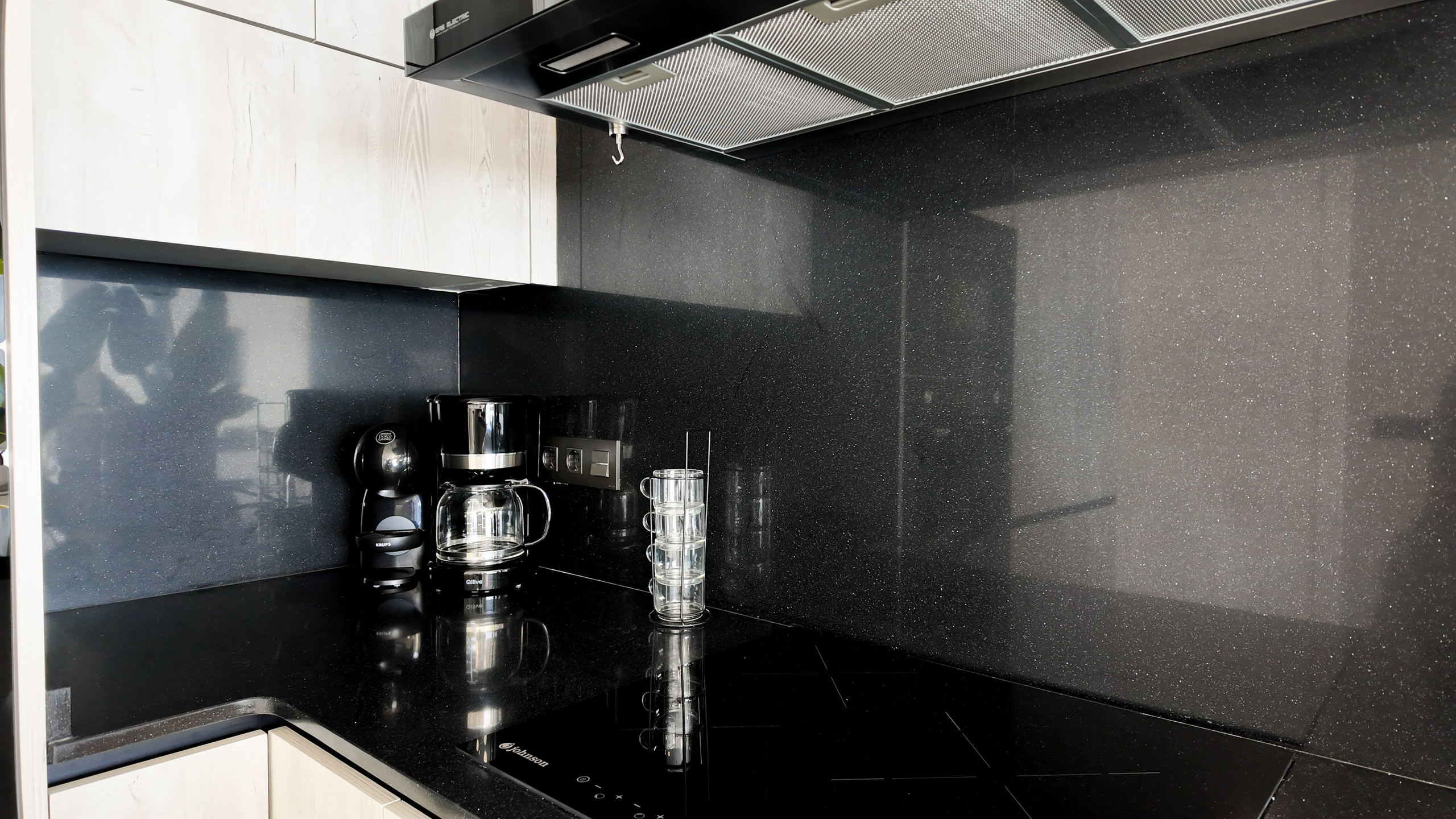 PALMVIEW I&M GROUP. Baby Beast