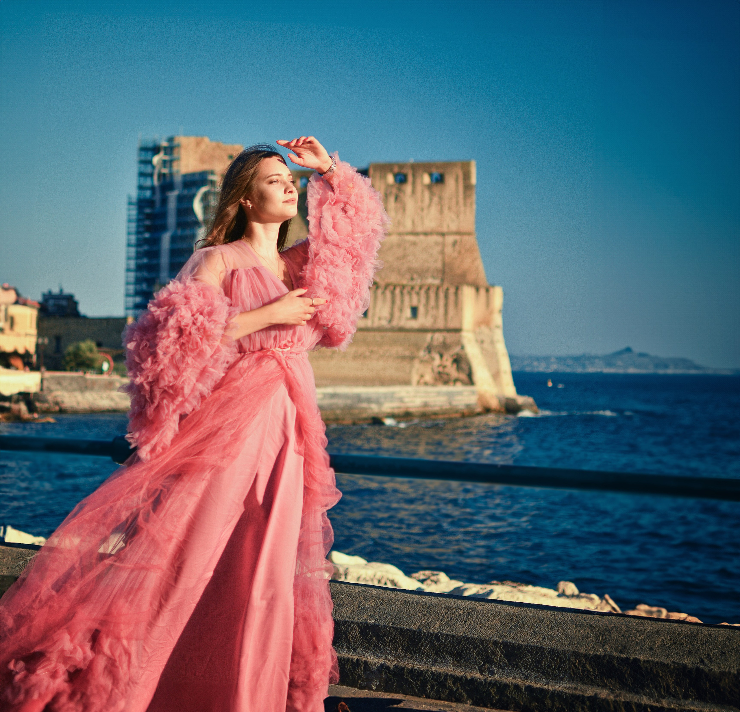 Photoshoot in tulle dresses. Фотограф в Неаполе