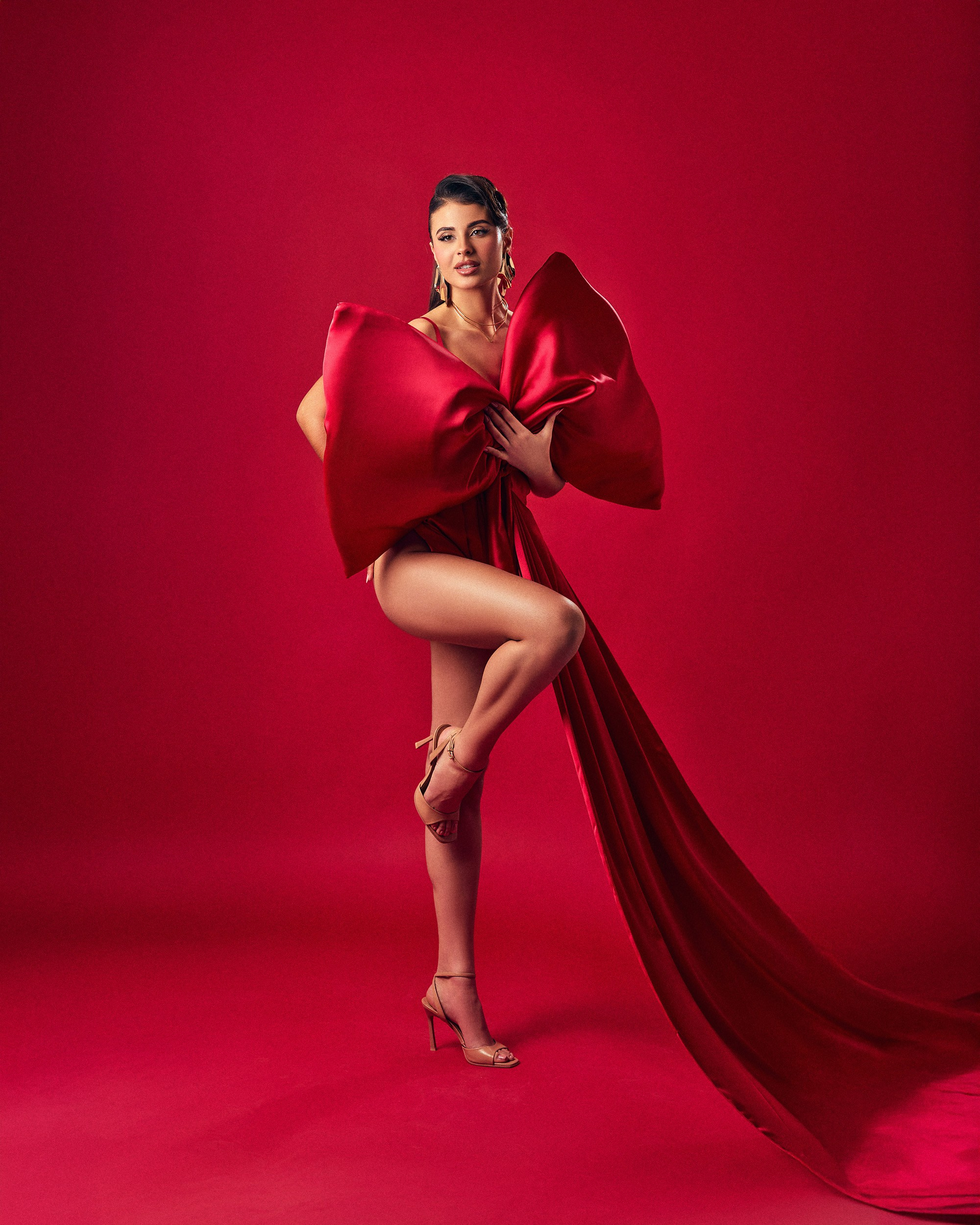 Moda y Vestidos para Fotos | Fotógrafo Svyatoslav Usmyal Barcelona. Fotógrafo en Barcelona | Sesiones en Estudio y Exteriores | Svyatoslav Usmyal