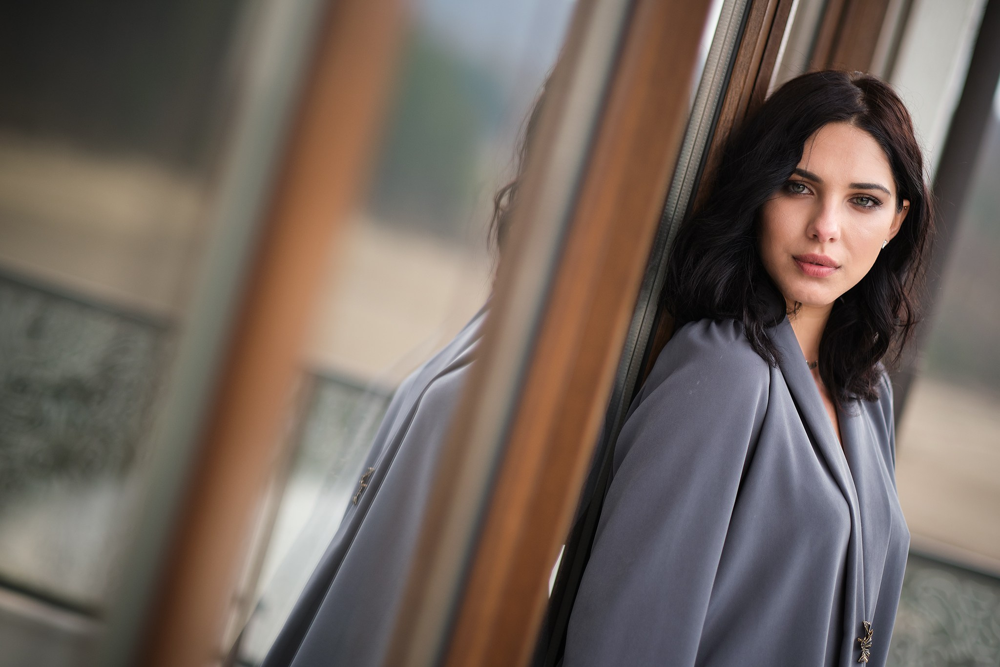 Portrete diverse — 3. Pagina principală