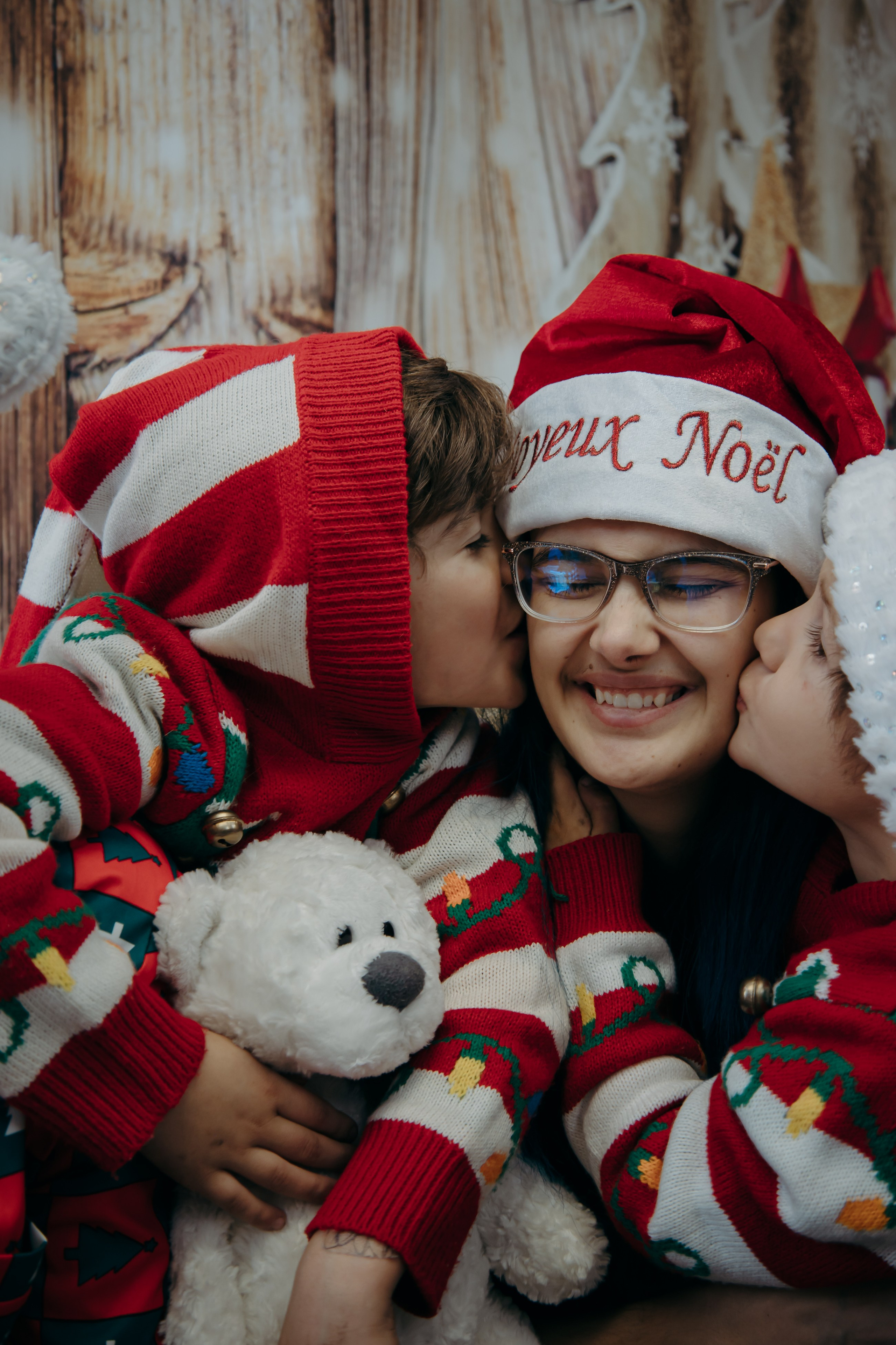 PHOTOGRAPHER JENNY IN CALGARY. I am a portrait and family photographer Jenny in Montreal and Calgary