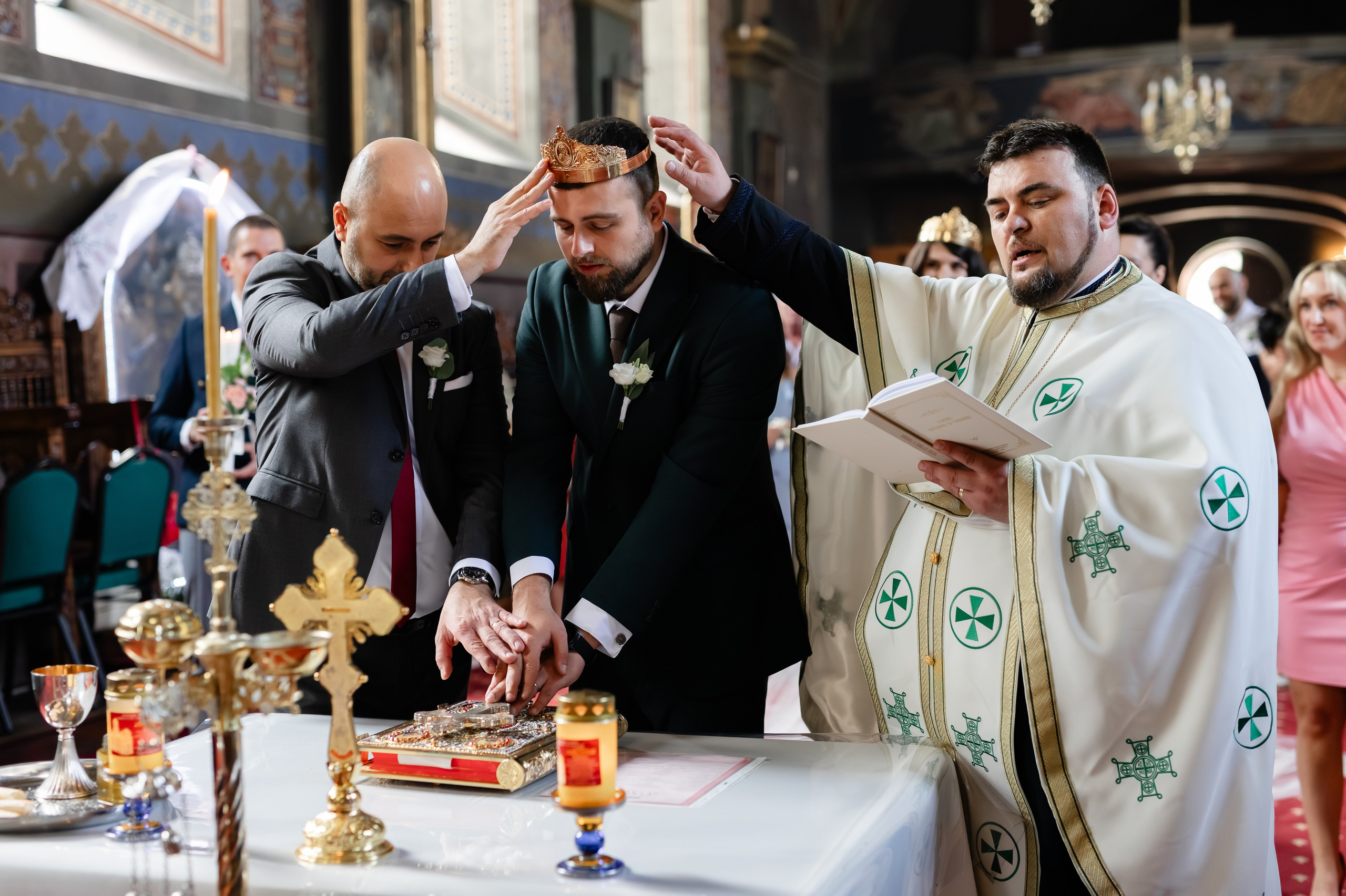 Flori & Cosmin. Main