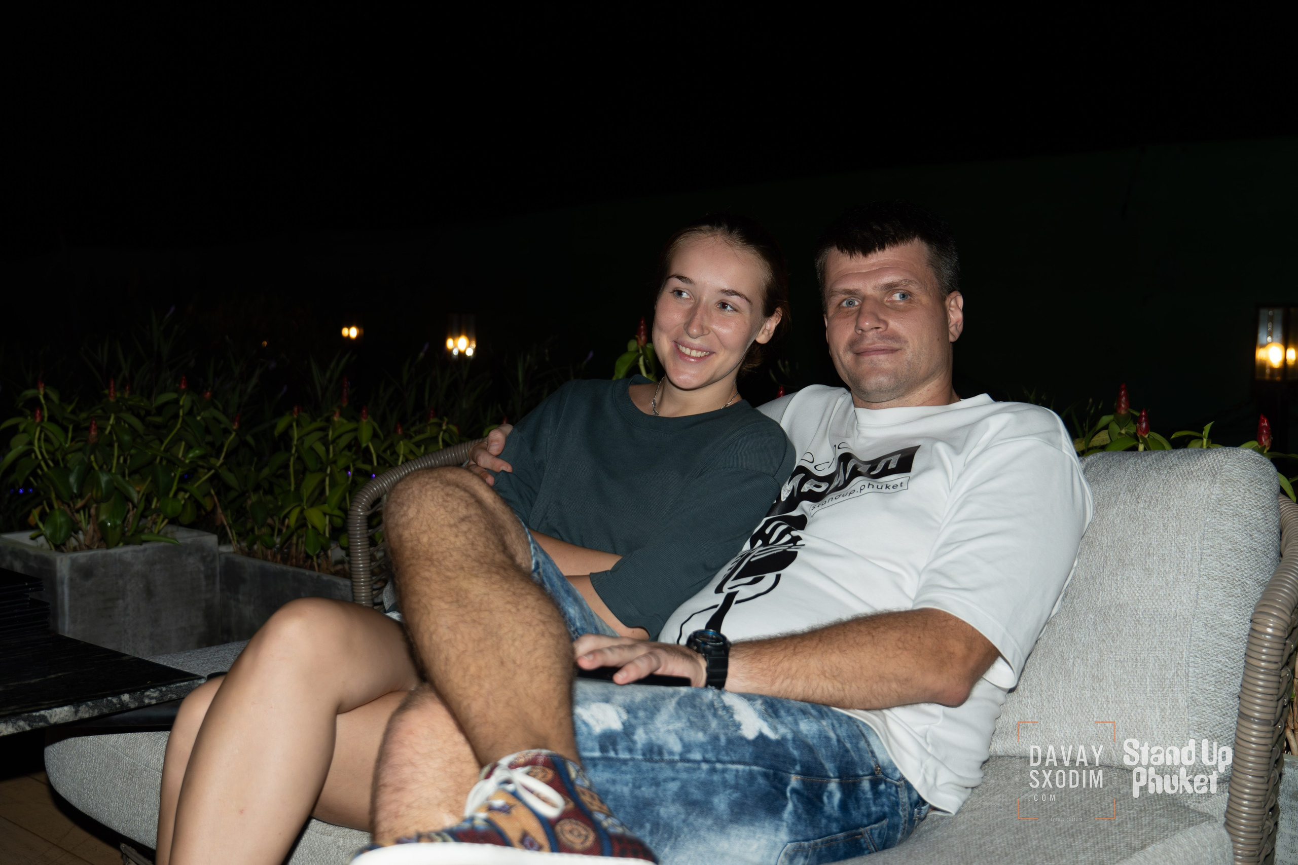 Standup Влада Лапина | Фоторепортаж | Афиша | DAVAYSXODIM.com PHUKET. АФИША|ФОТОРЕПОРТАЖИ|ИВЕНТЫ|ПХУКЕТ