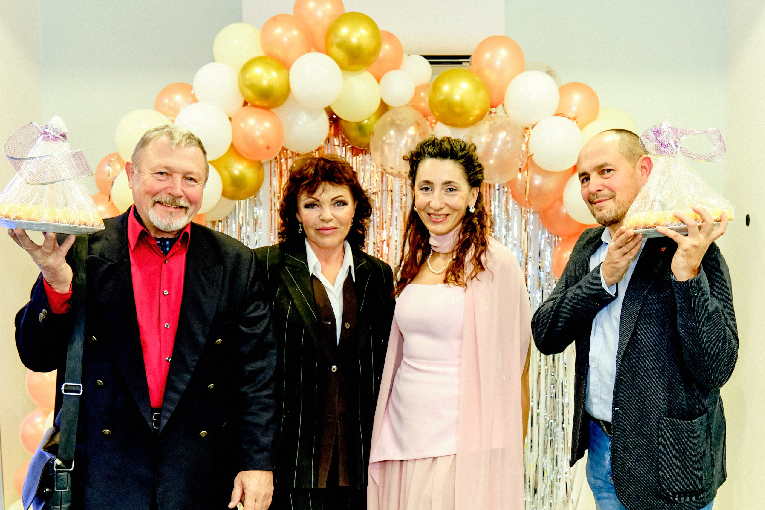 Фоторепортаж з благодійного Новорічного балу у Чорногорії. Портретний фотограф Альона Новгородцева