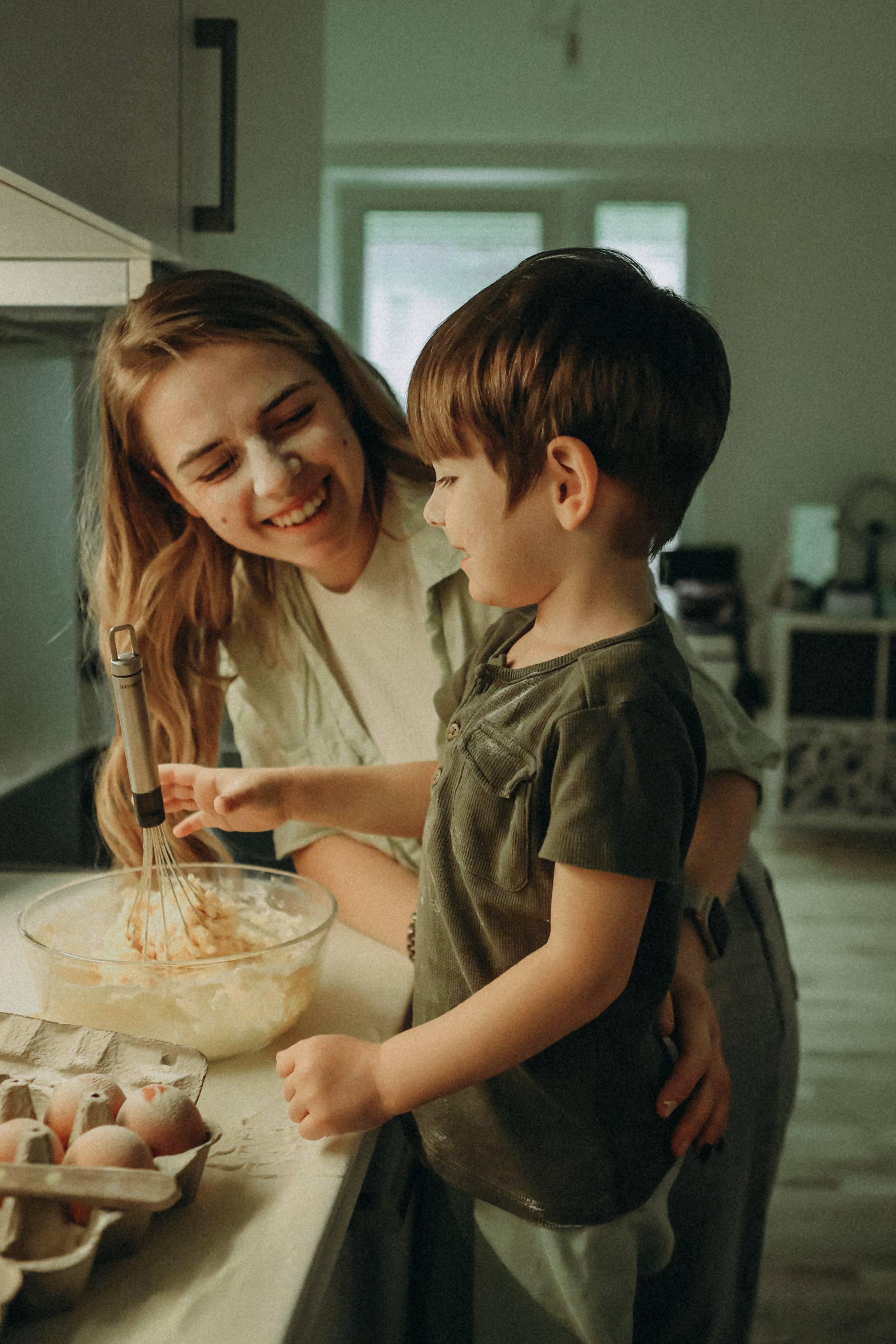 Familie zu Hause. Fotografin Wien Alona Kim