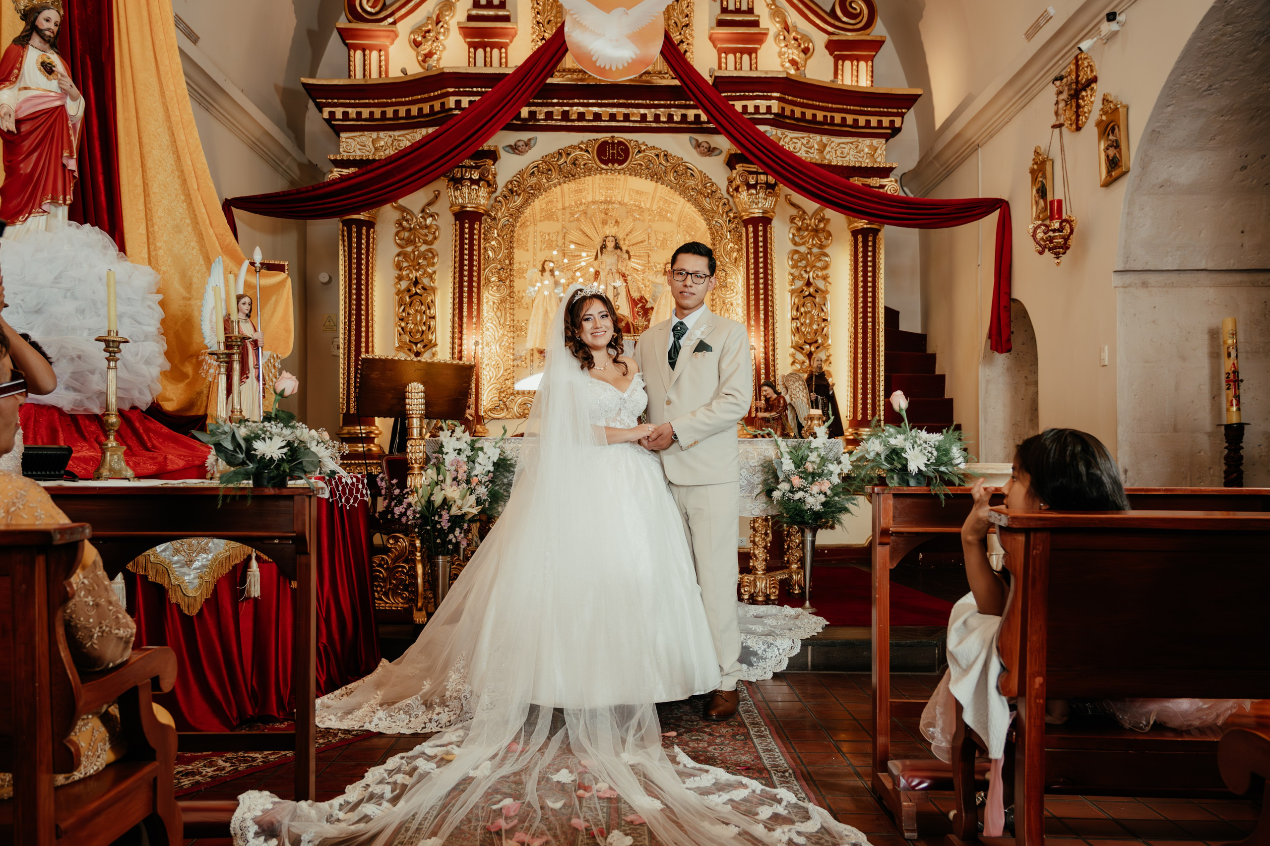 ANGIE + MANUEL BODA RELIGIOSA. Studio KVTA | Fotografía y Video de Bodas en Arequipa