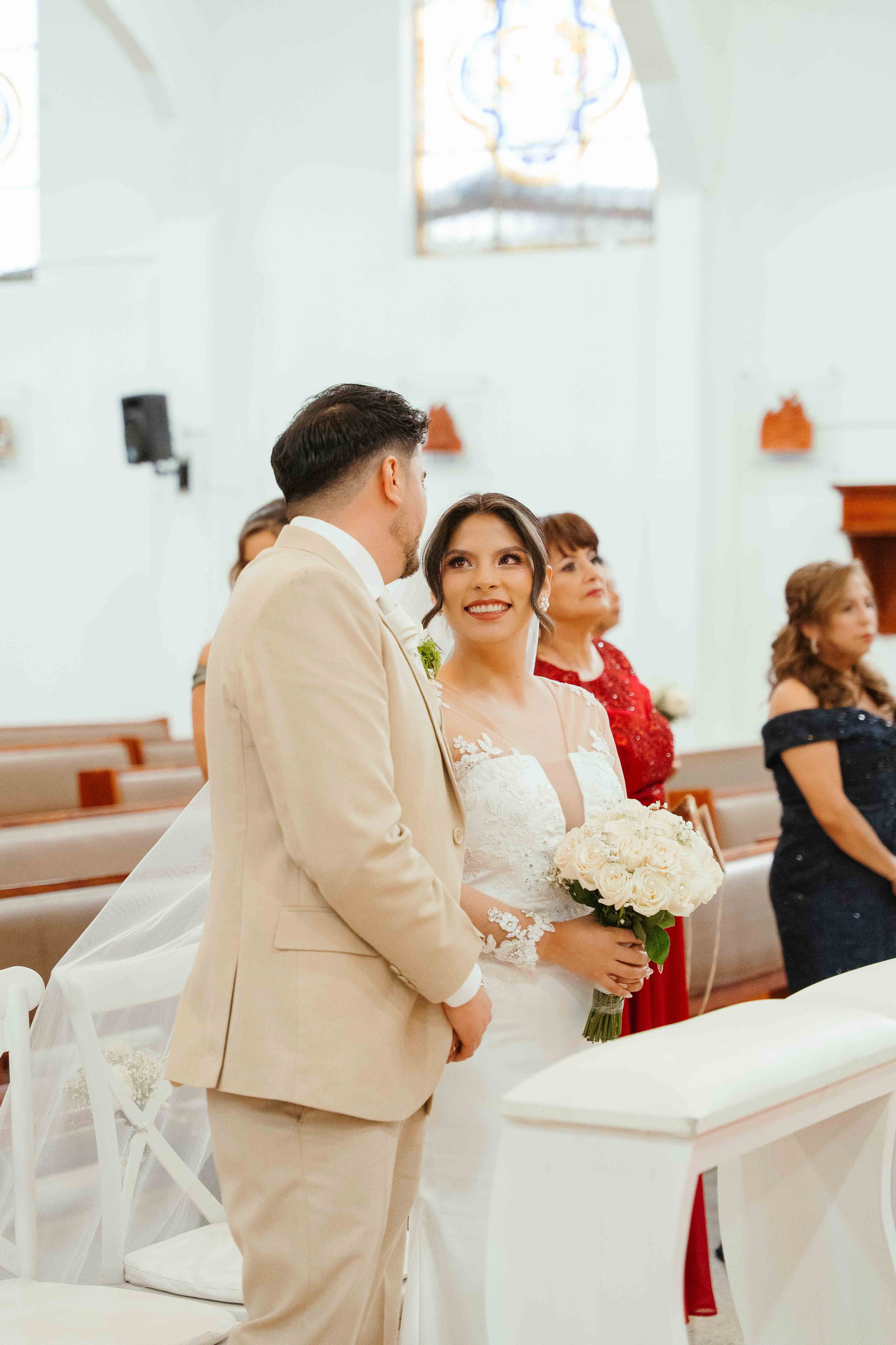 Boda de Kelvin y Yari en Loja | Fotografía y Filmación por Piero Alvarez. Fotógrafo de bodas en Loja Ecuador | Piero Alvarez PH