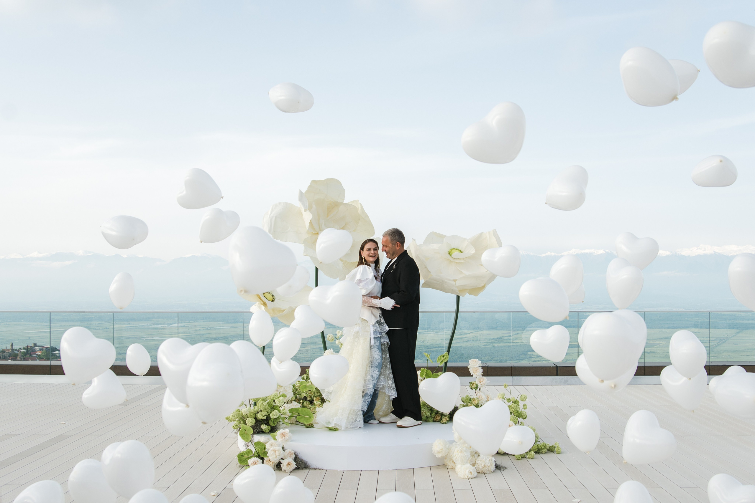 Wedding photographer Lara Tatosyan. Photographer’s portfolio in Georgia, Armenia. Wedding Photographers and Film Maker in Georgia, Armenia Maks Kovalenko and Lara Tatosyan