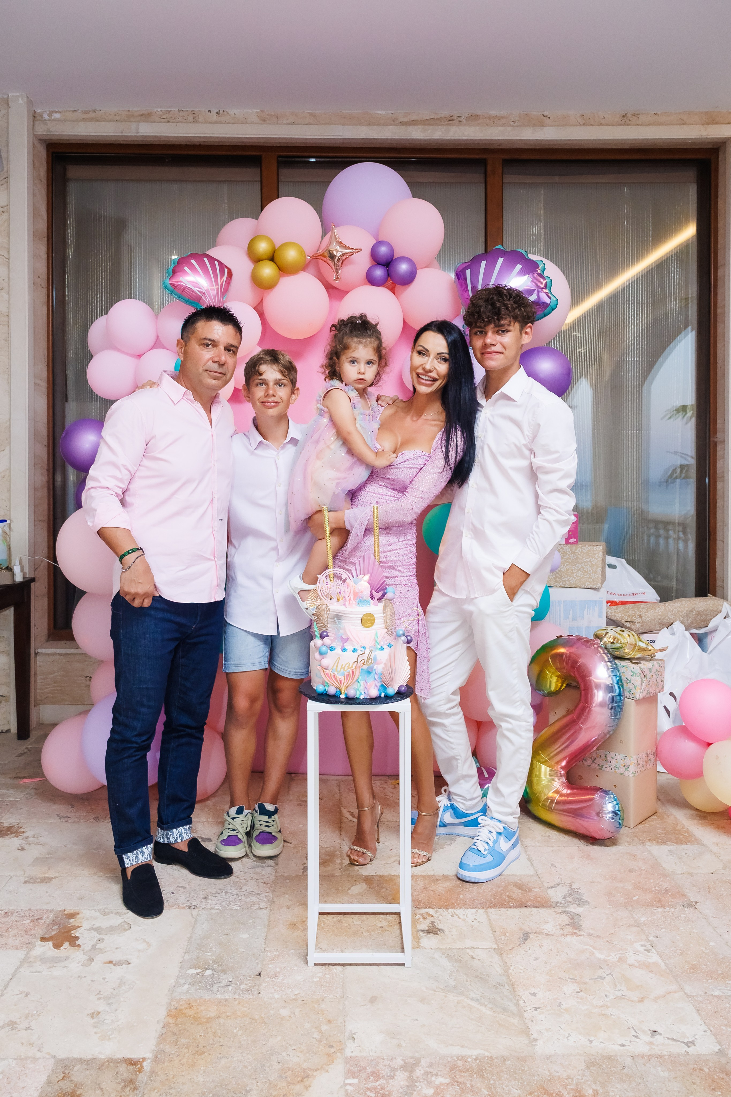 Честит Рожден Ден. Фотограф Ирина Йотова