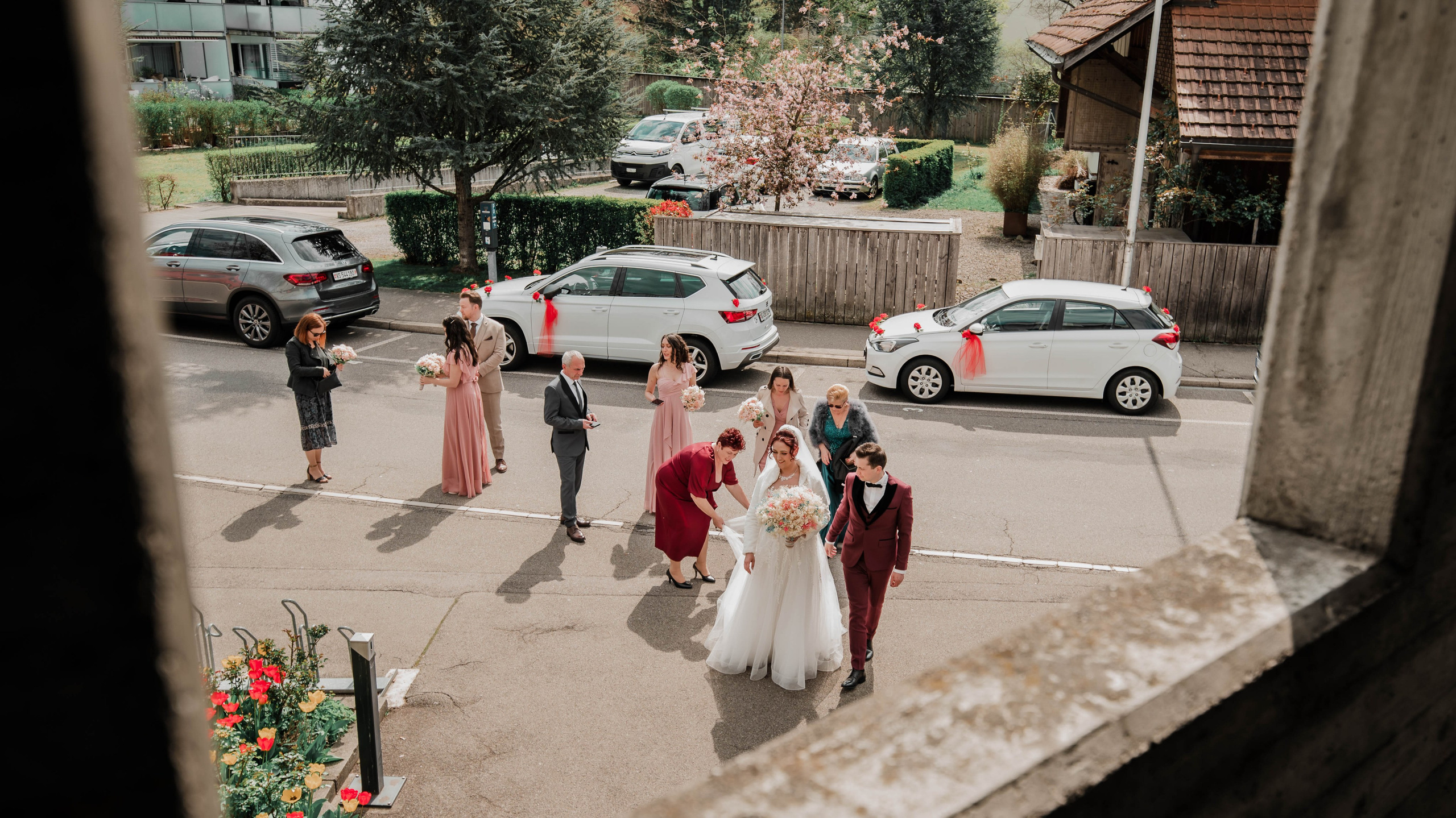 Hochzeit in Bern – Ella & Adrian. Authentische, emotionale, zeitlose Hochzeitsfotografie aus Albstadt
