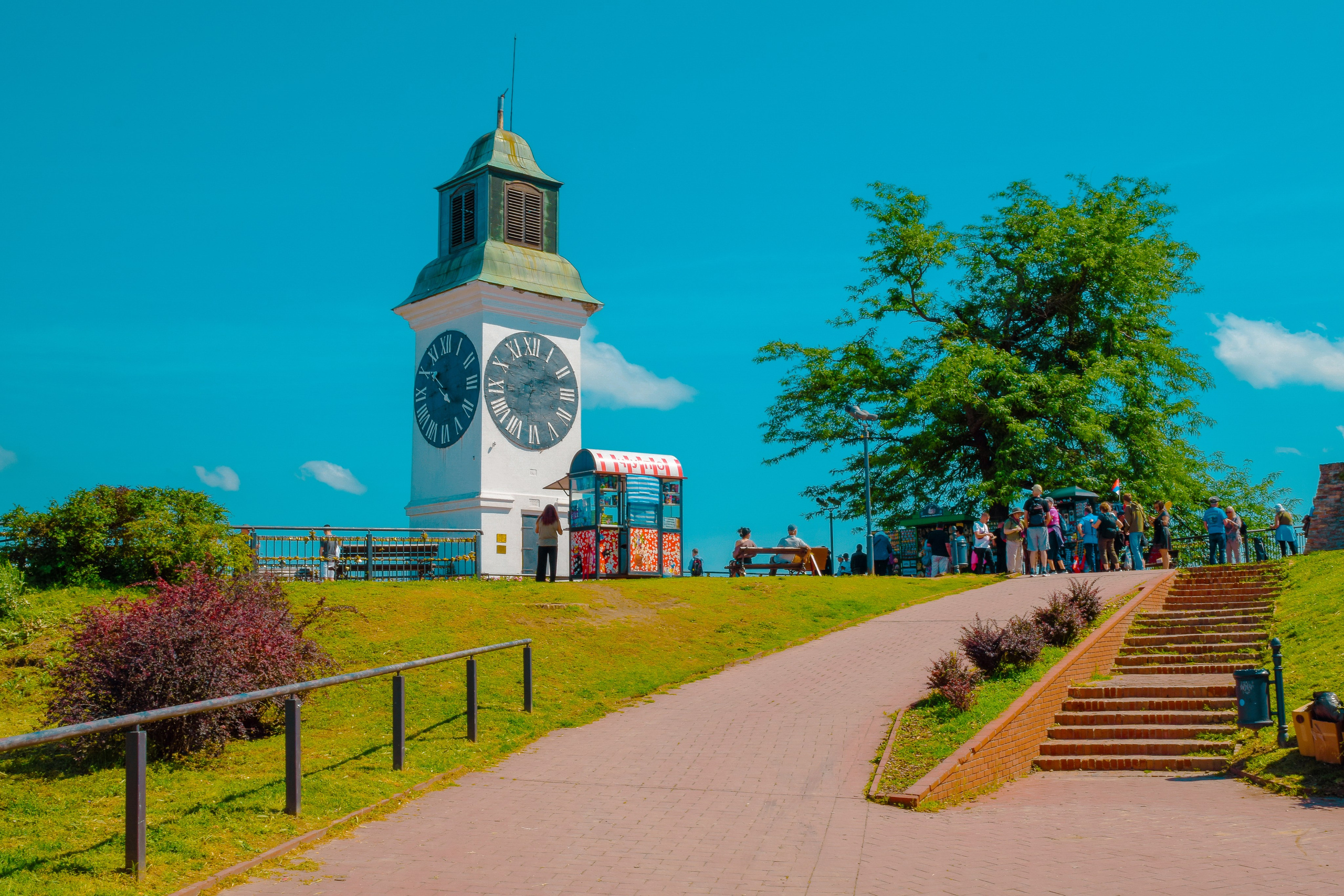 Петроварадин - галерија на продају. Викторија Федосеенко, фотограф у Србији