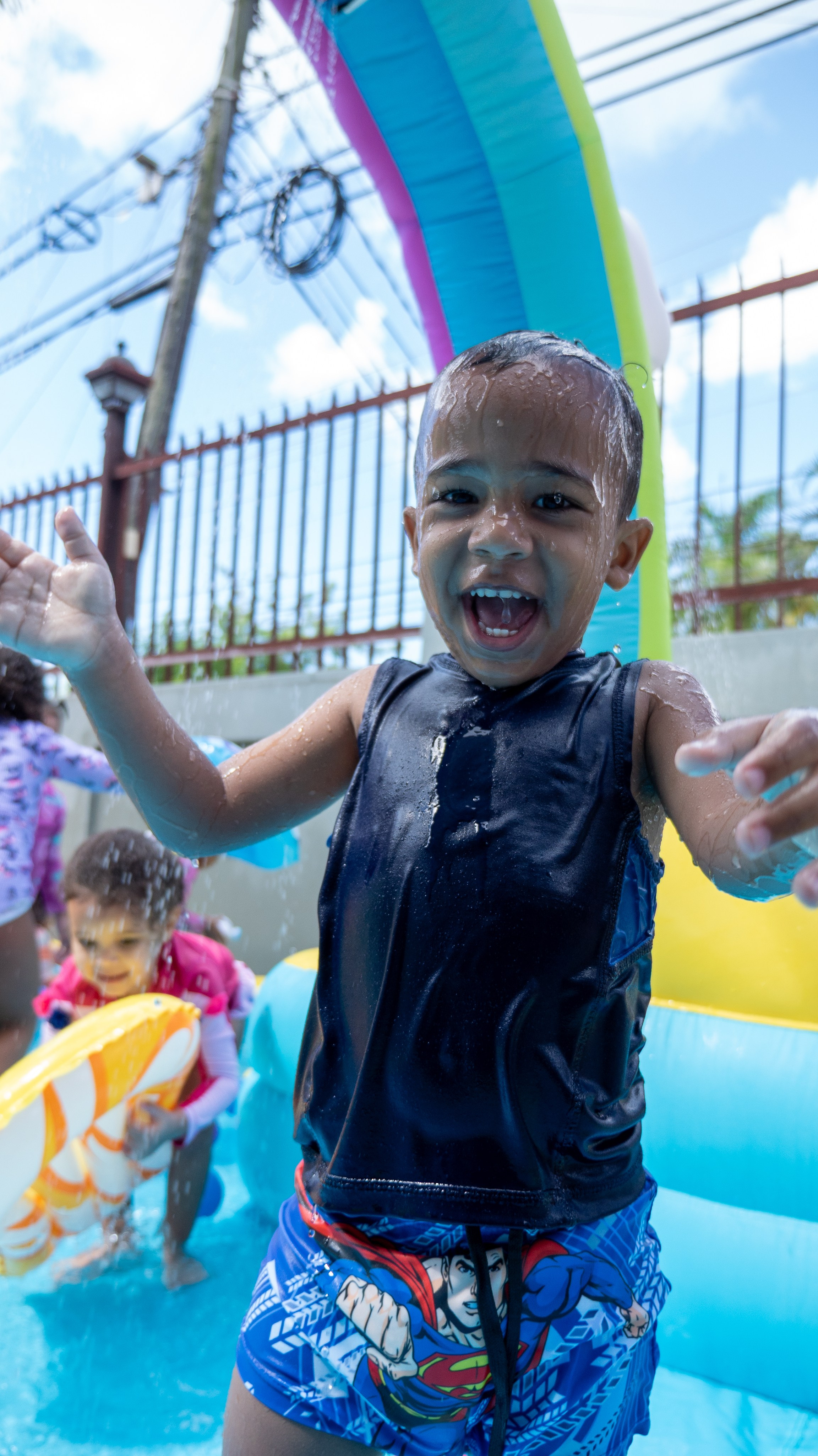 Growing - Espacio para niños. VisualAvalon