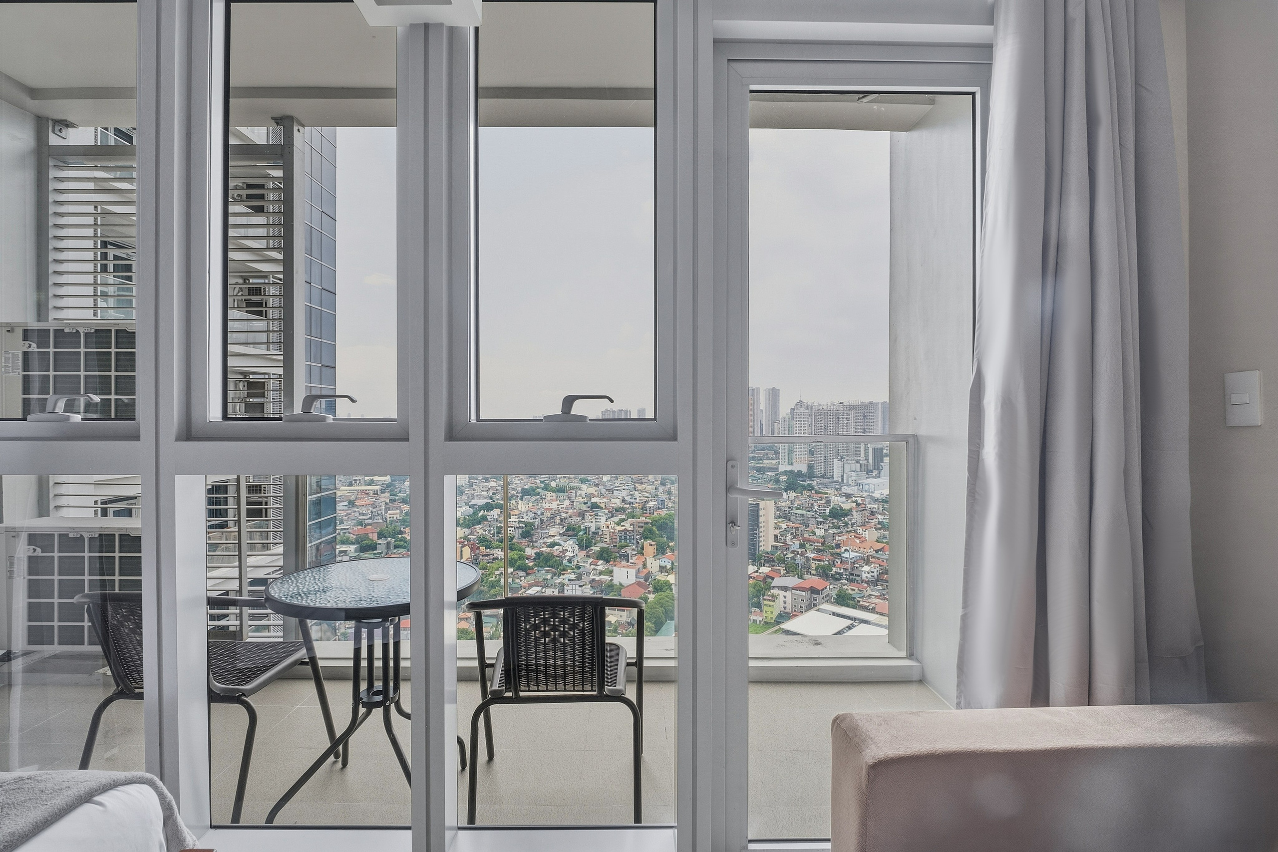 Uptown Parksuites II BGC. Interior & Architectural Photographer Philippines | Argen Carlo Camaclang