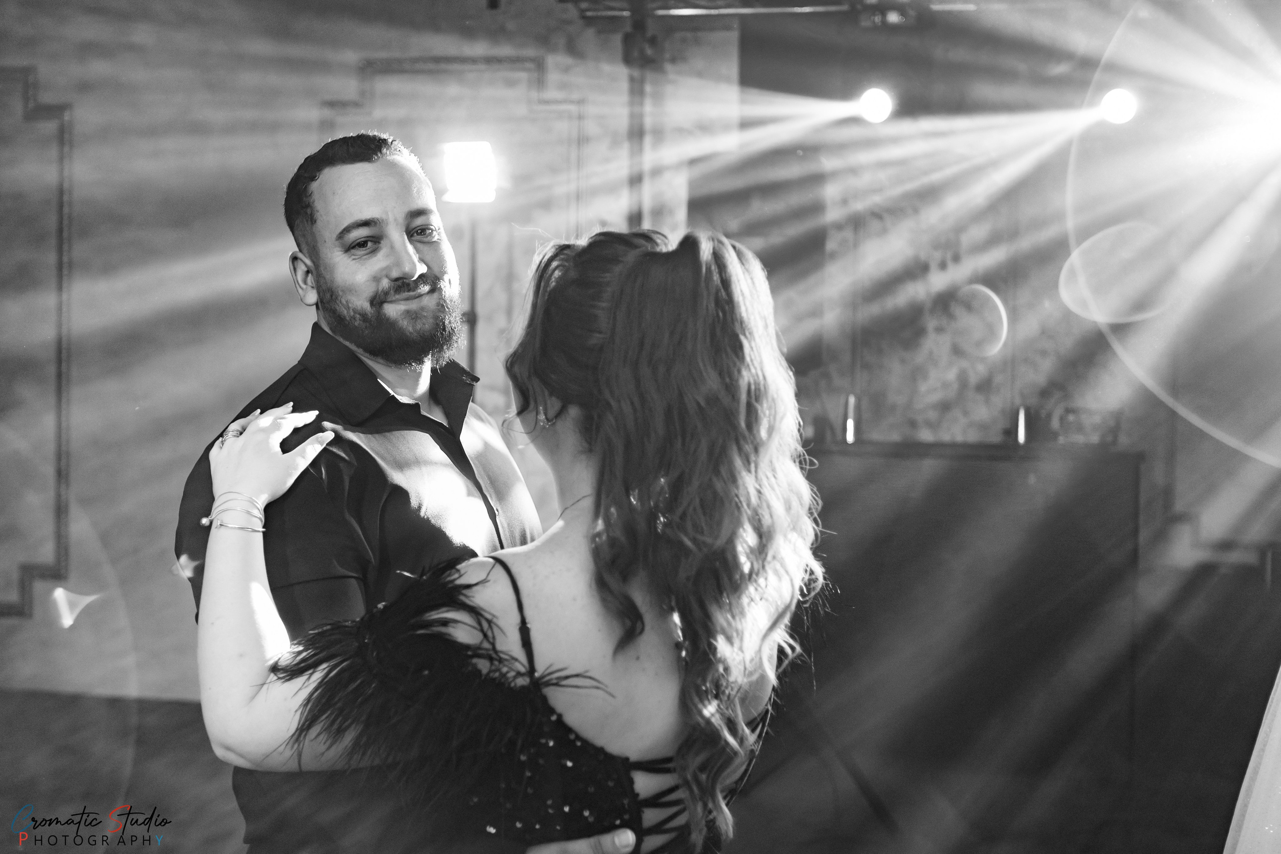 Nunta. Cromatic Studio — Fotograf de nuntă în Târgu Jiu. Emoții reale, povești autentice și amintiri create cu pasiu